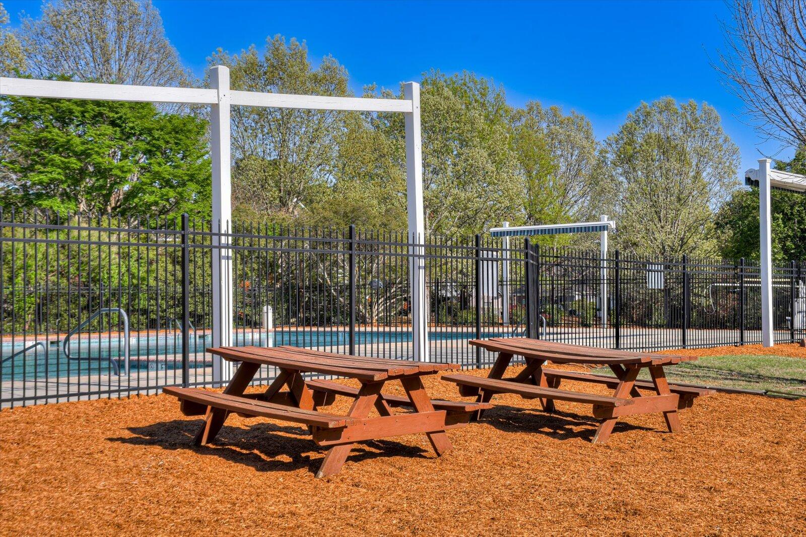 957 SEDGEFIELD Circle