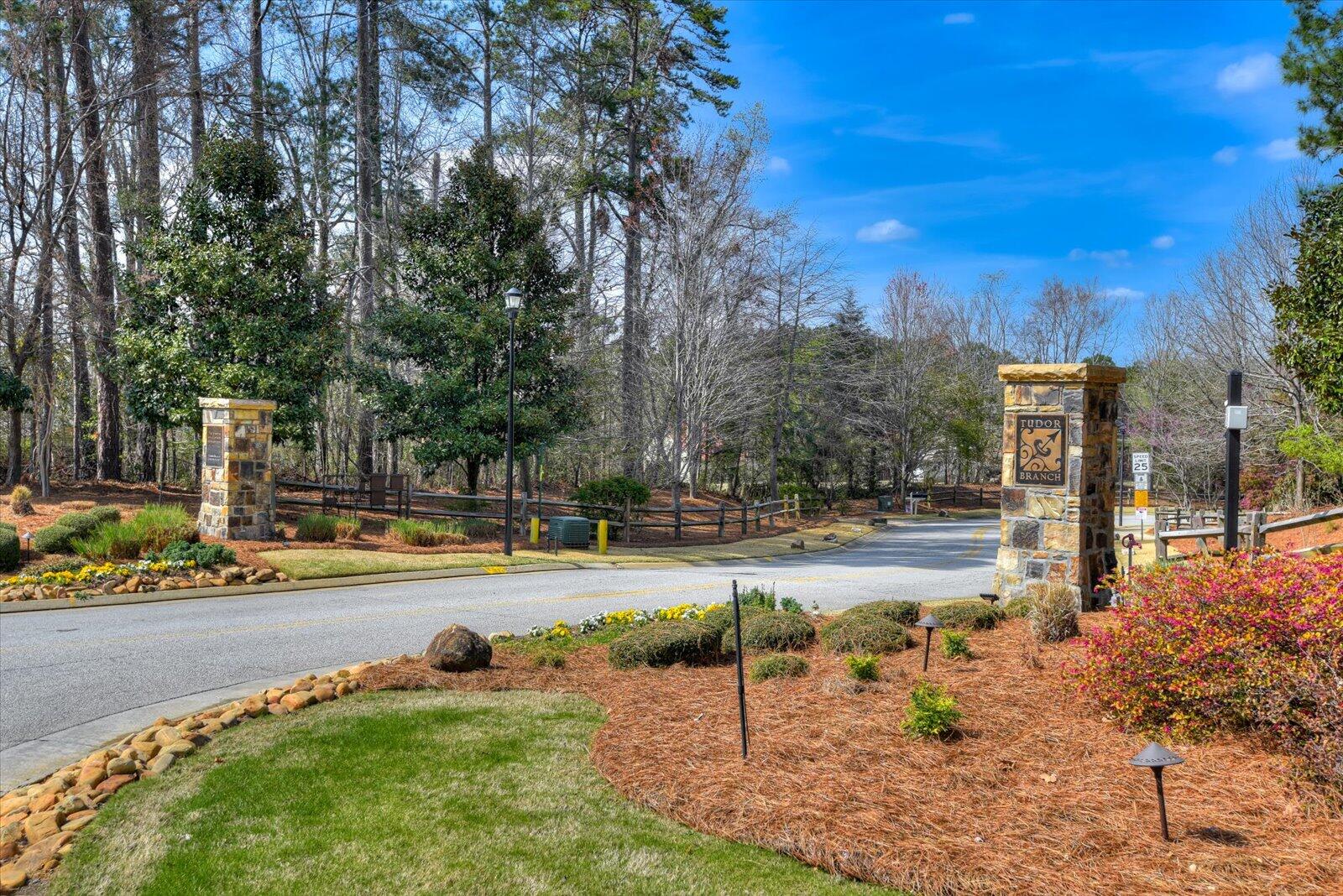 957 SEDGEFIELD Circle