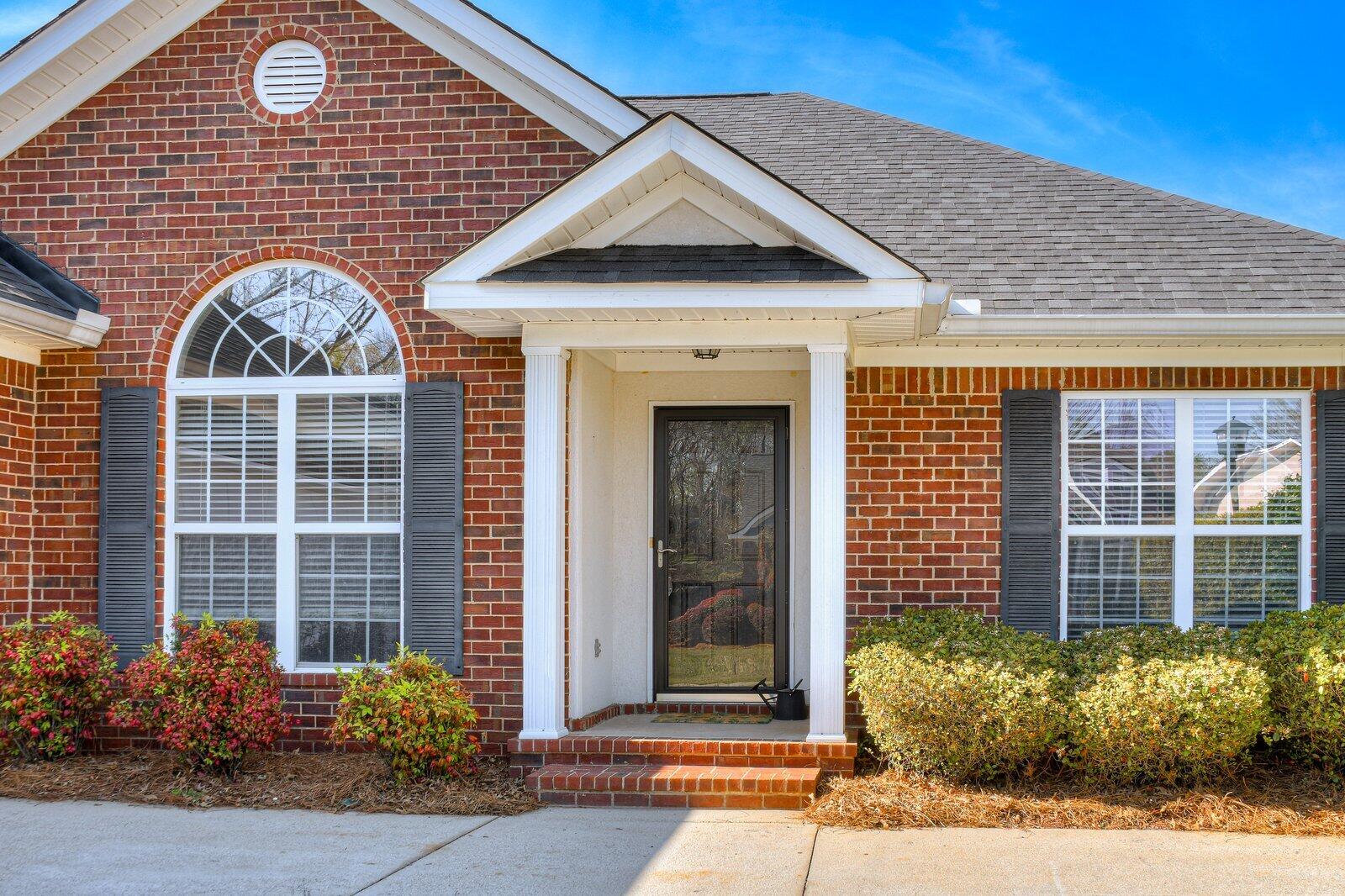 957 SEDGEFIELD Circle