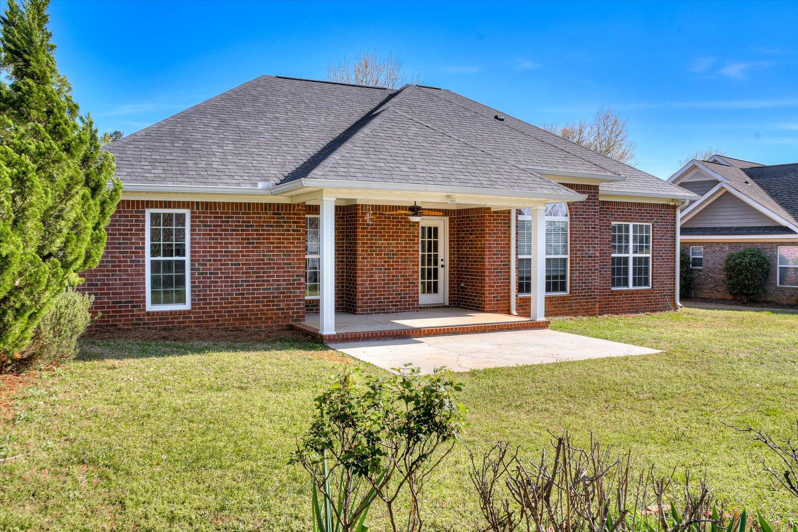 957 SEDGEFIELD Circle