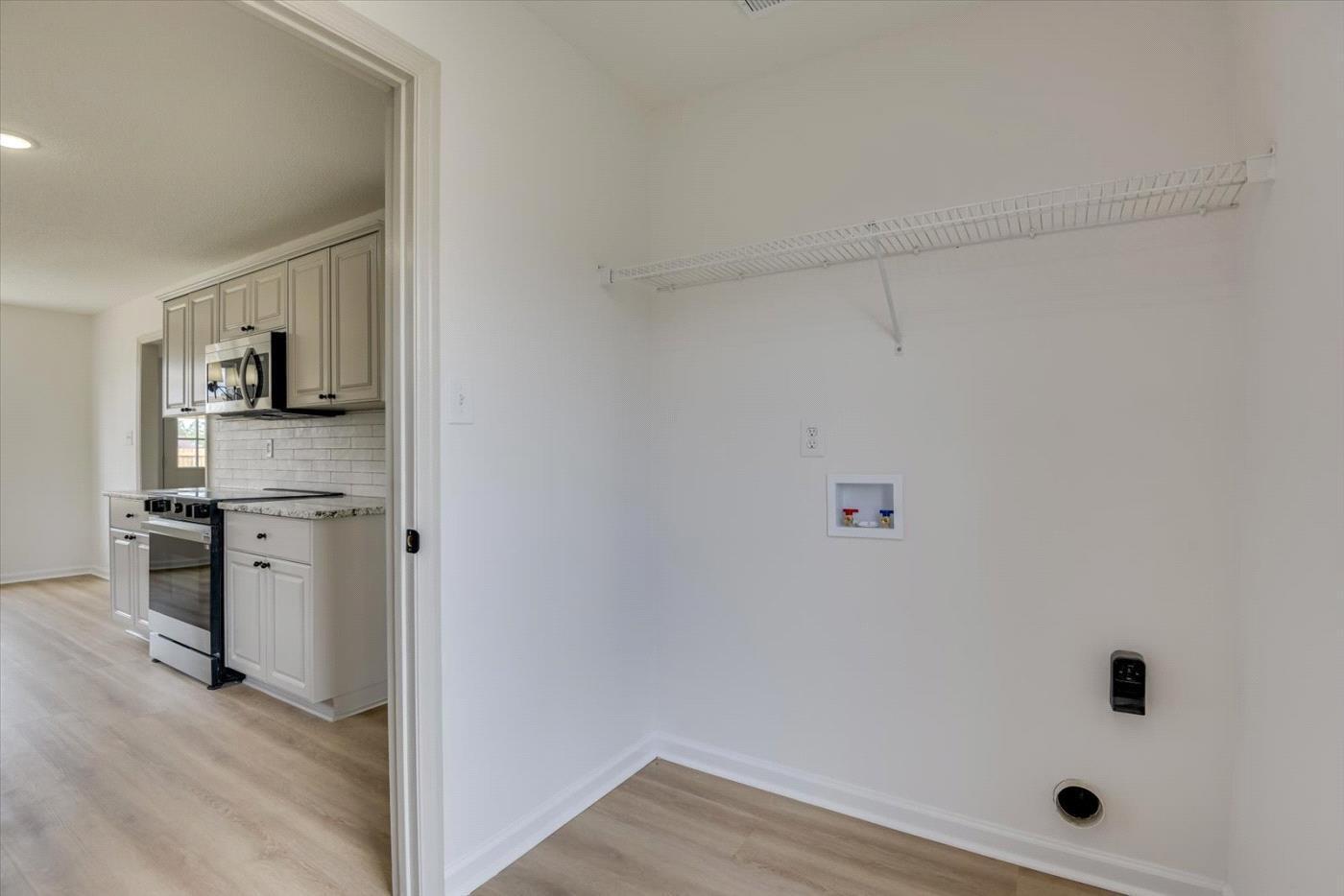 3813 WINCHESTER Court