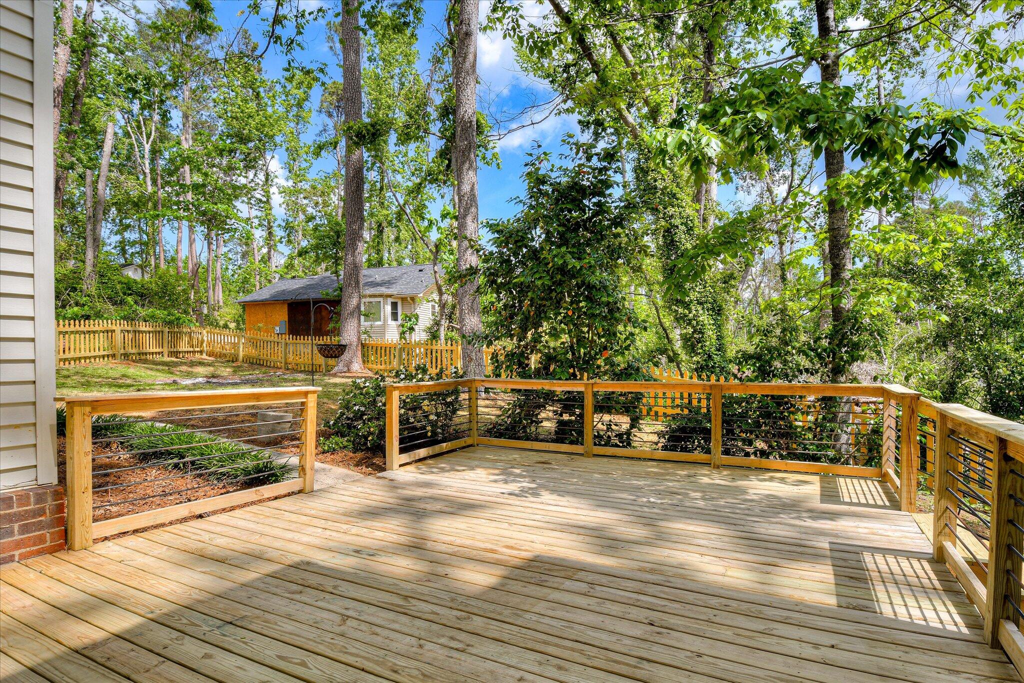 305 Forest Glen Court