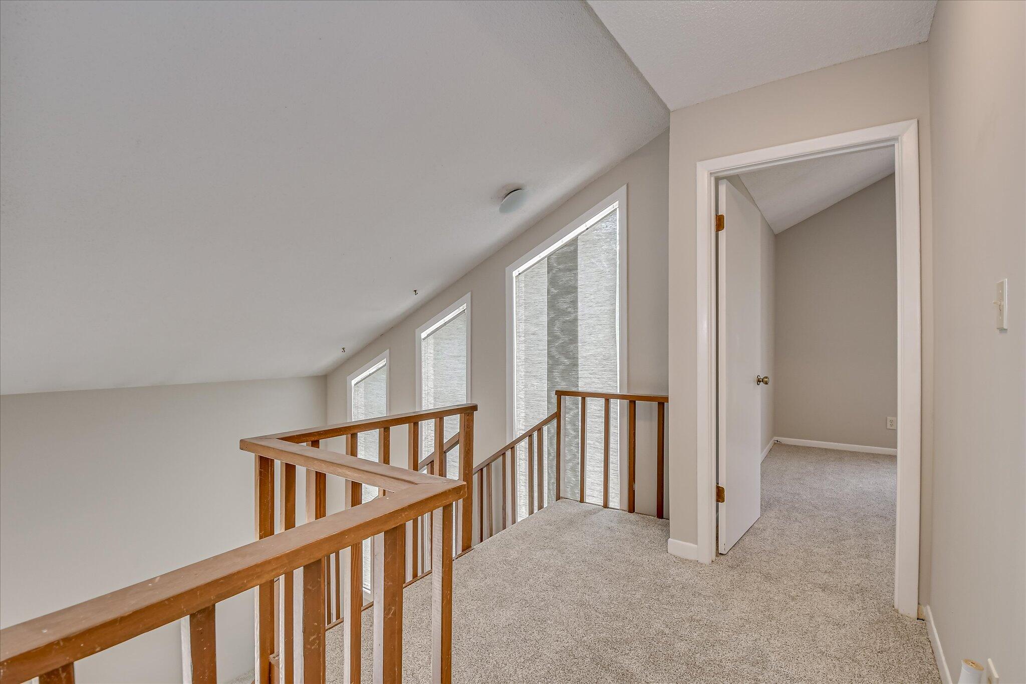 305 Forest Glen Court