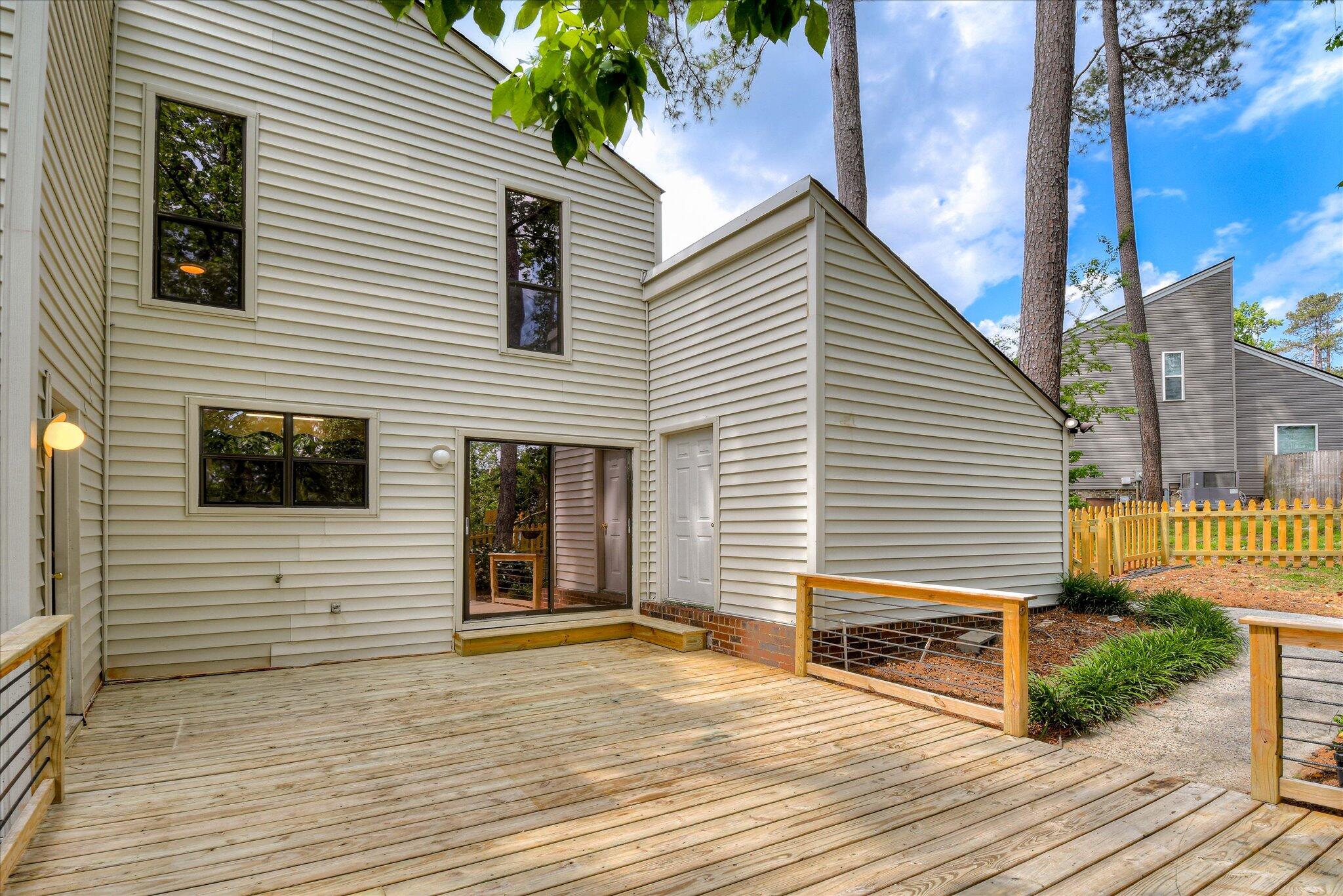 305 Forest Glen Court