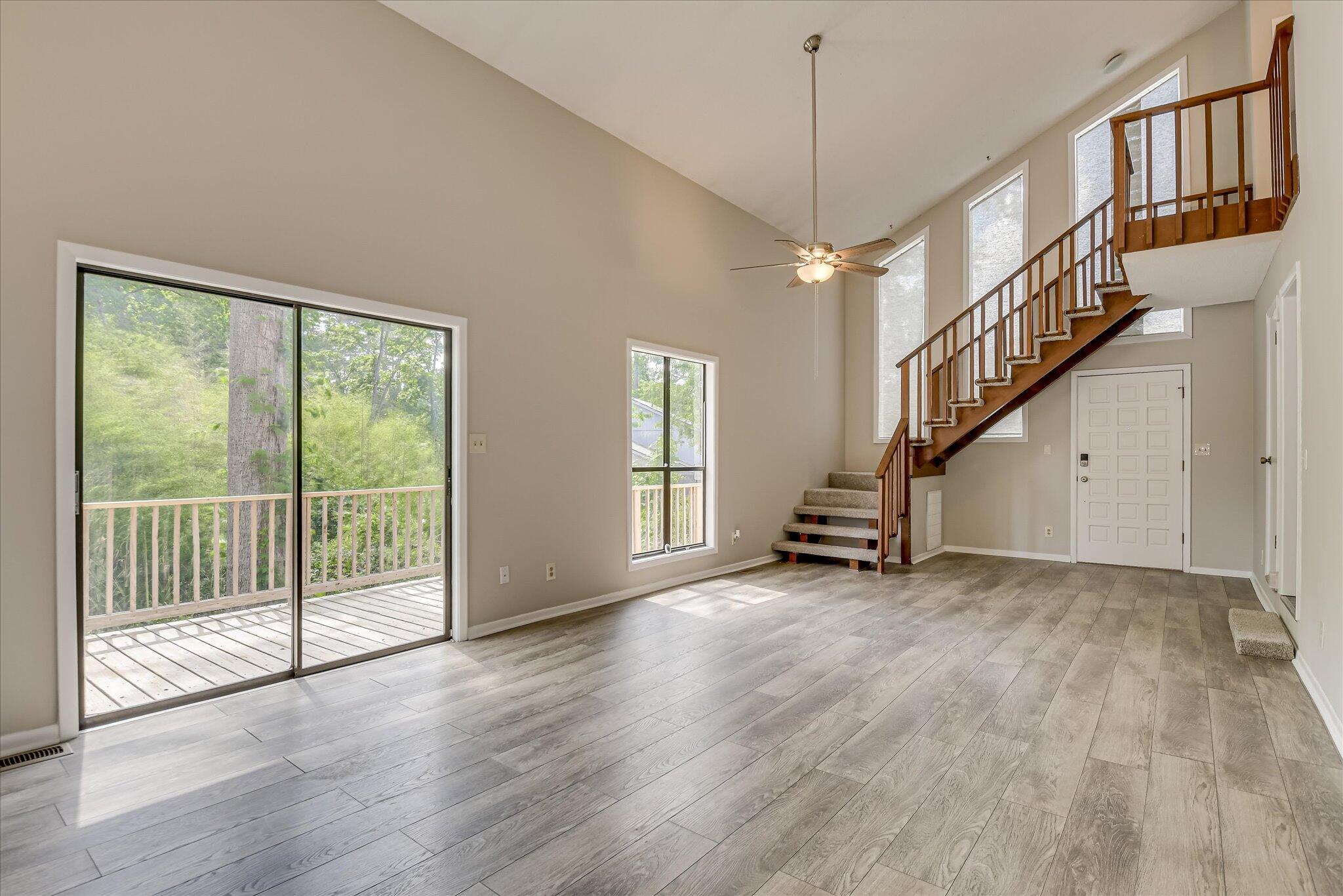 305 Forest Glen Court