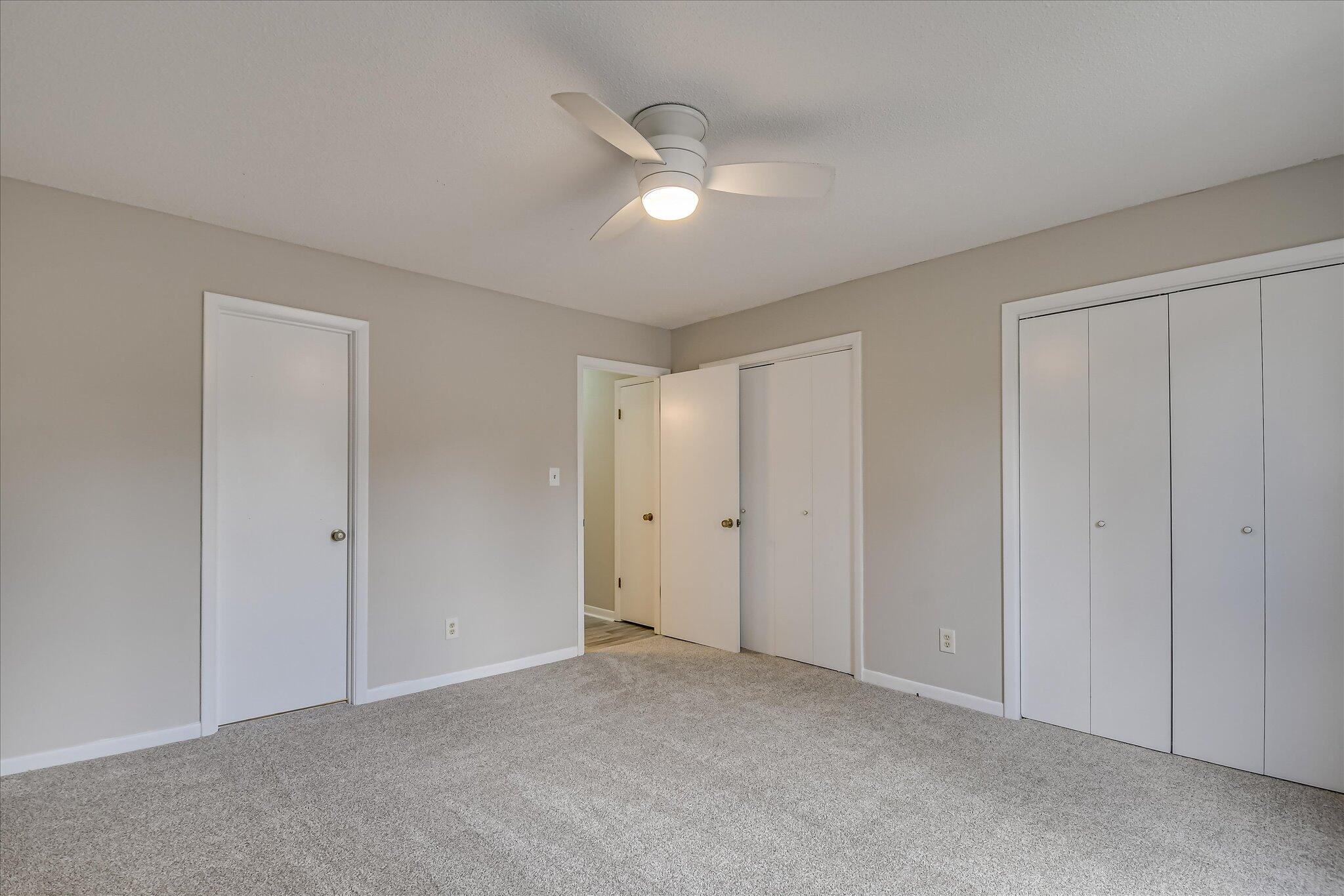 305 Forest Glen Court