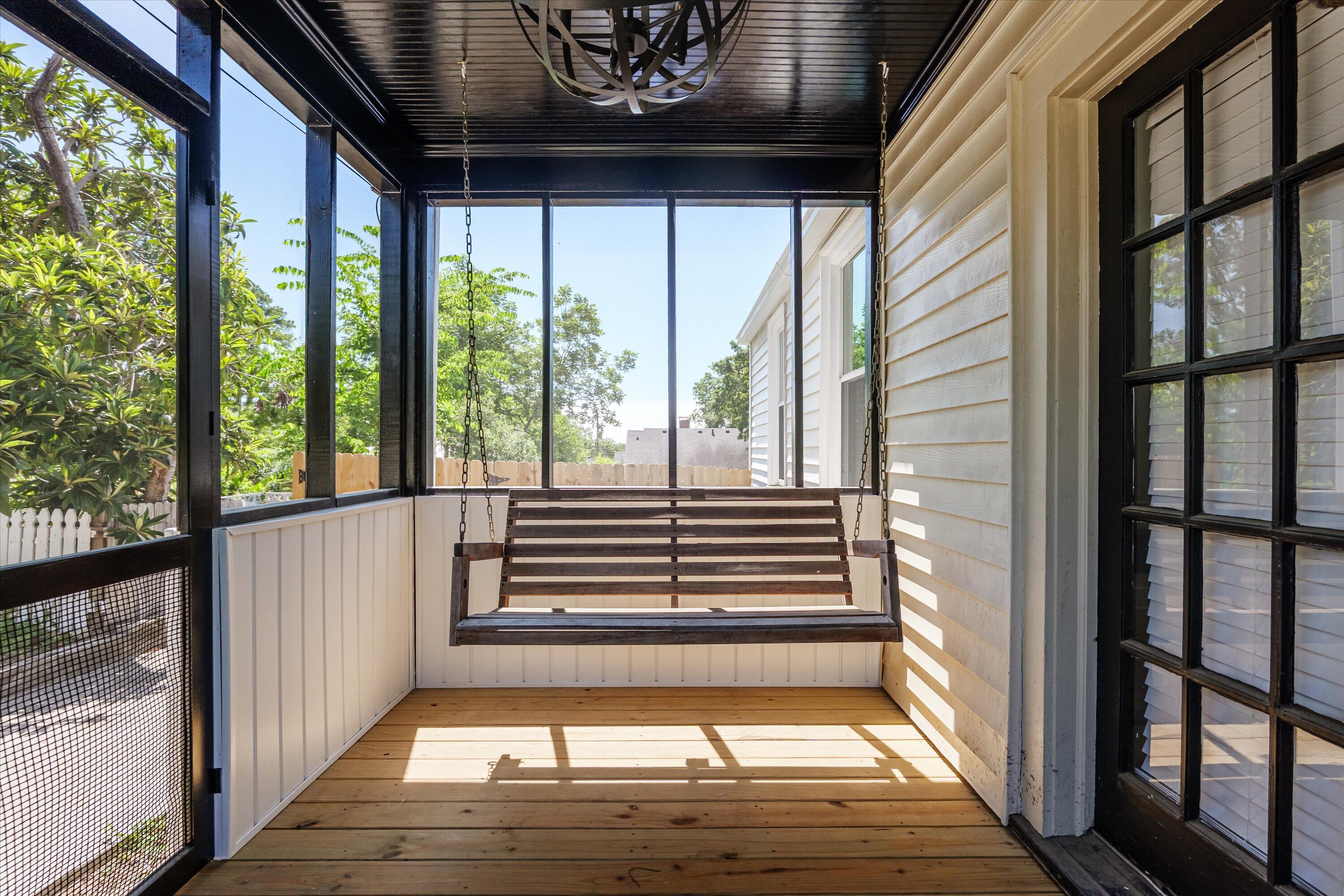 1738 Kissingbower Road