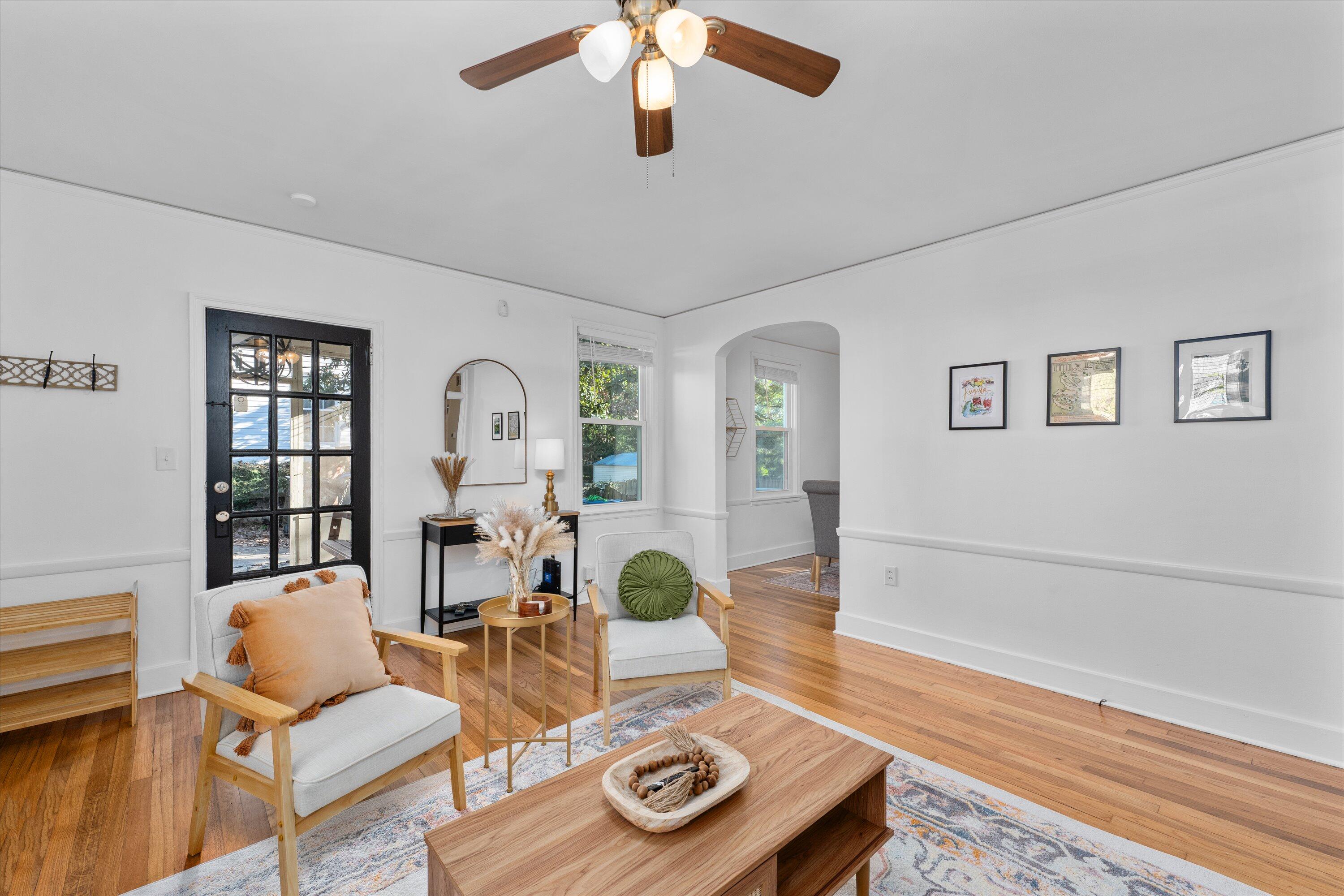 1738 Kissingbower Road