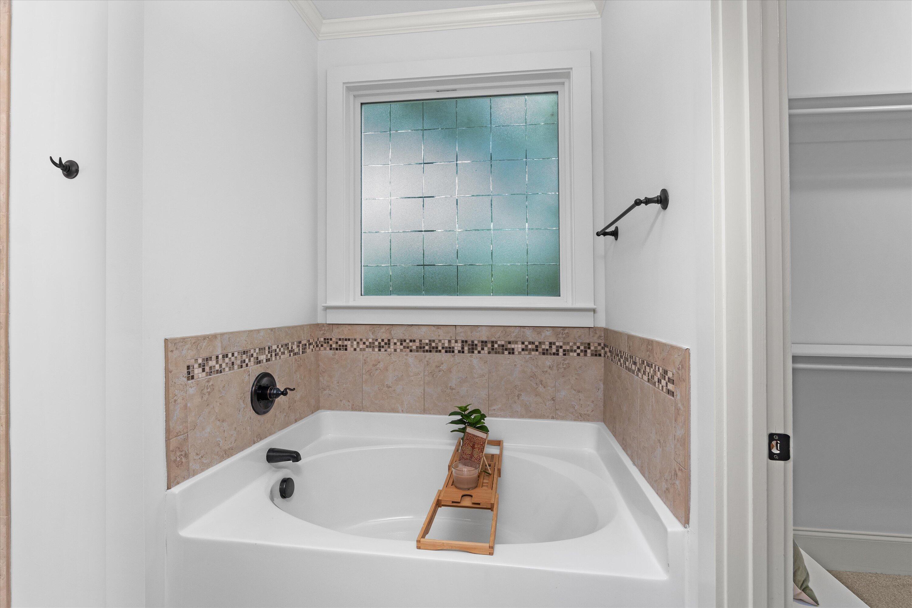 3808 Blue Springs Trace