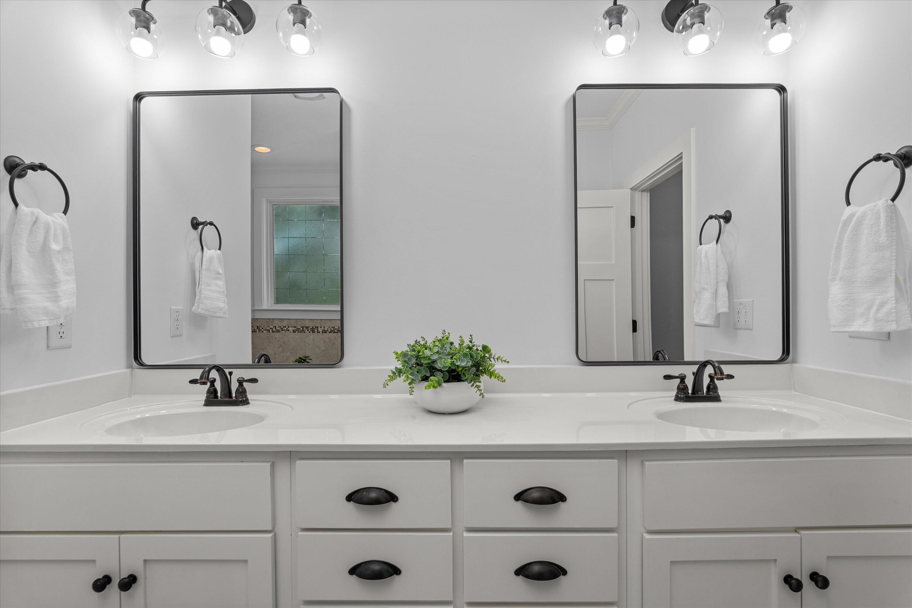 3808 Blue Springs Trace