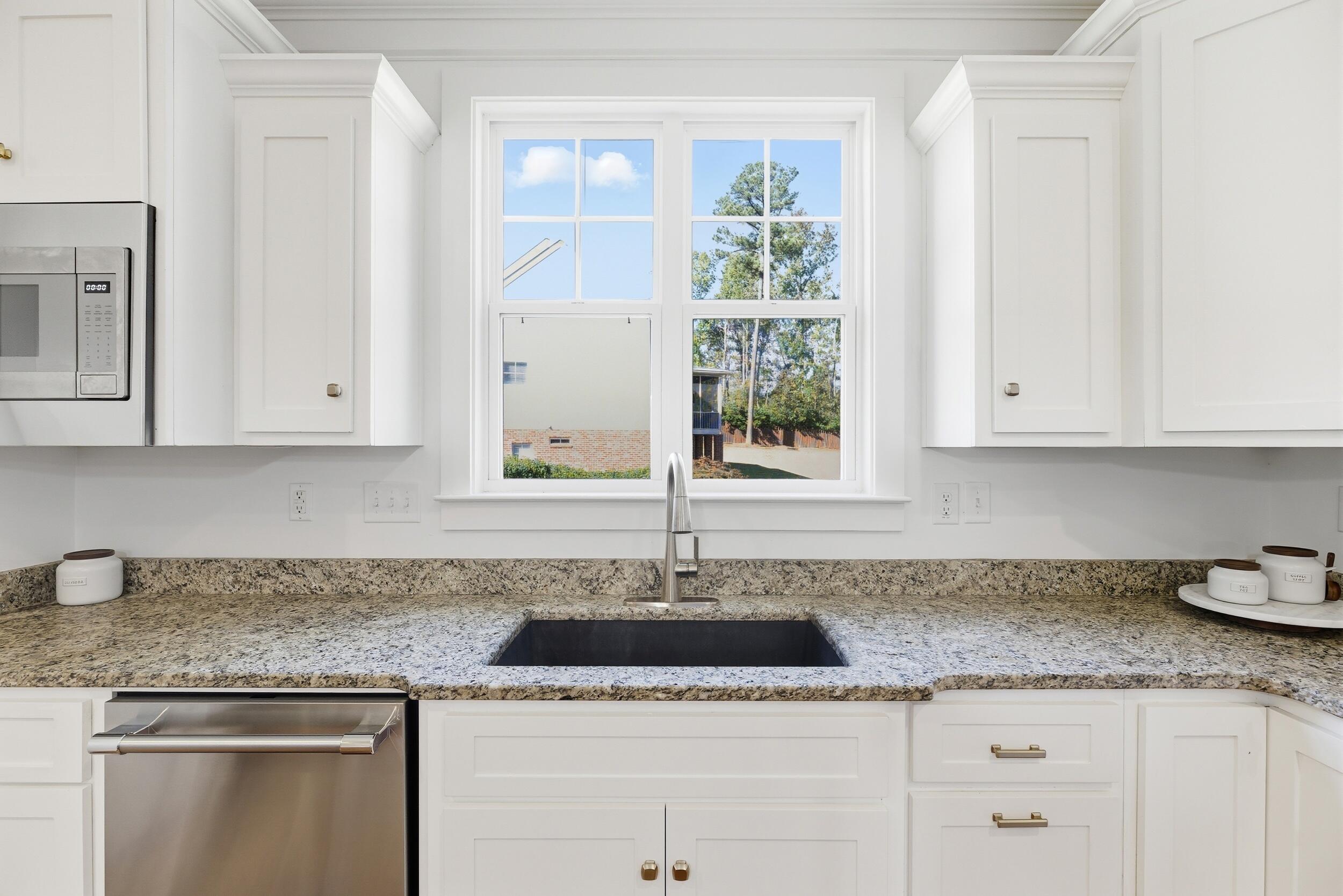 3808 Blue Springs Trace