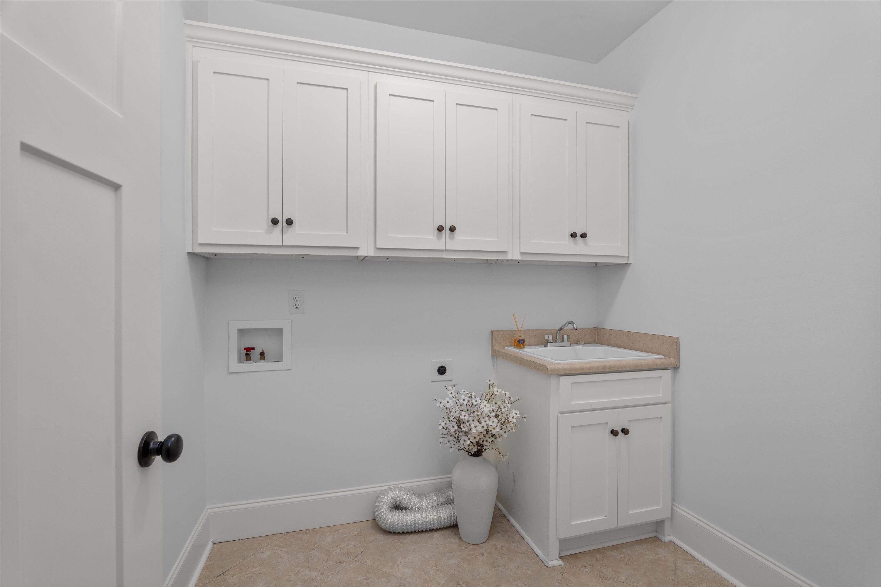 3808 Blue Springs Trace