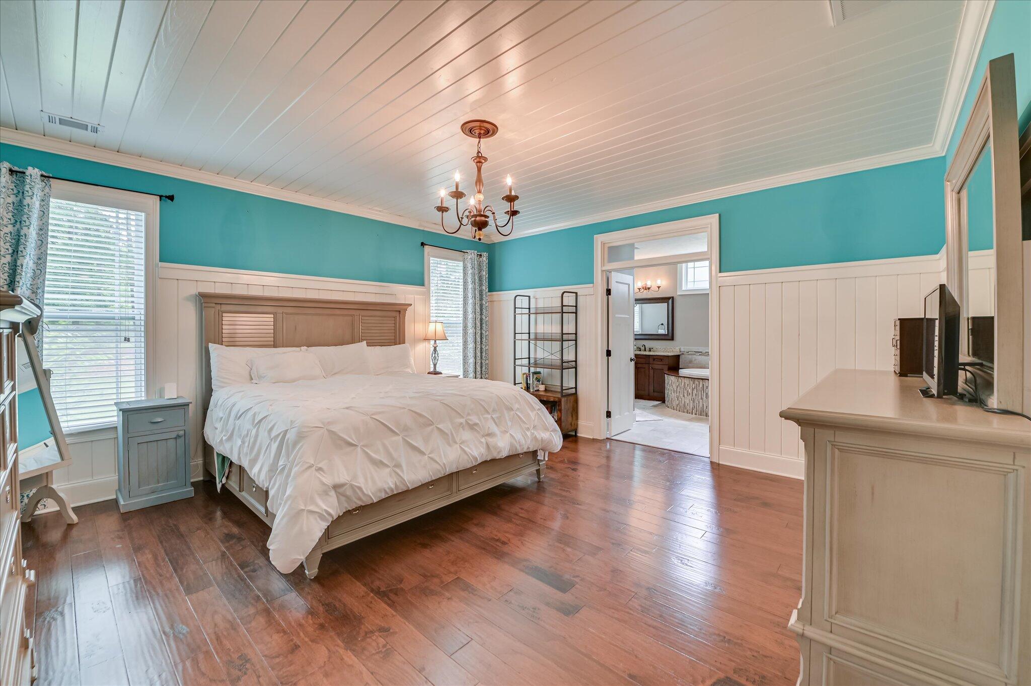 511 Fort Augusta Street