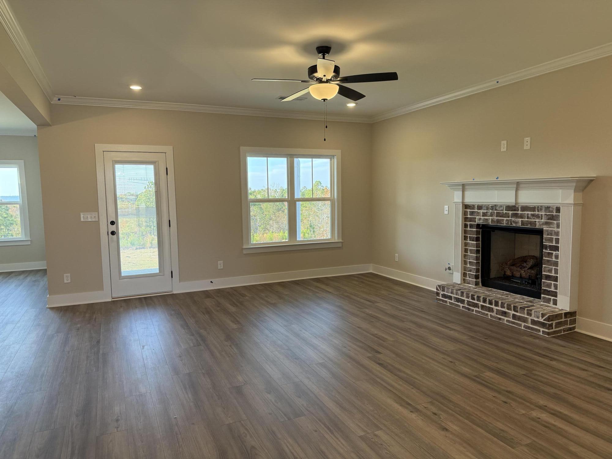 8210 Crossbow Landing