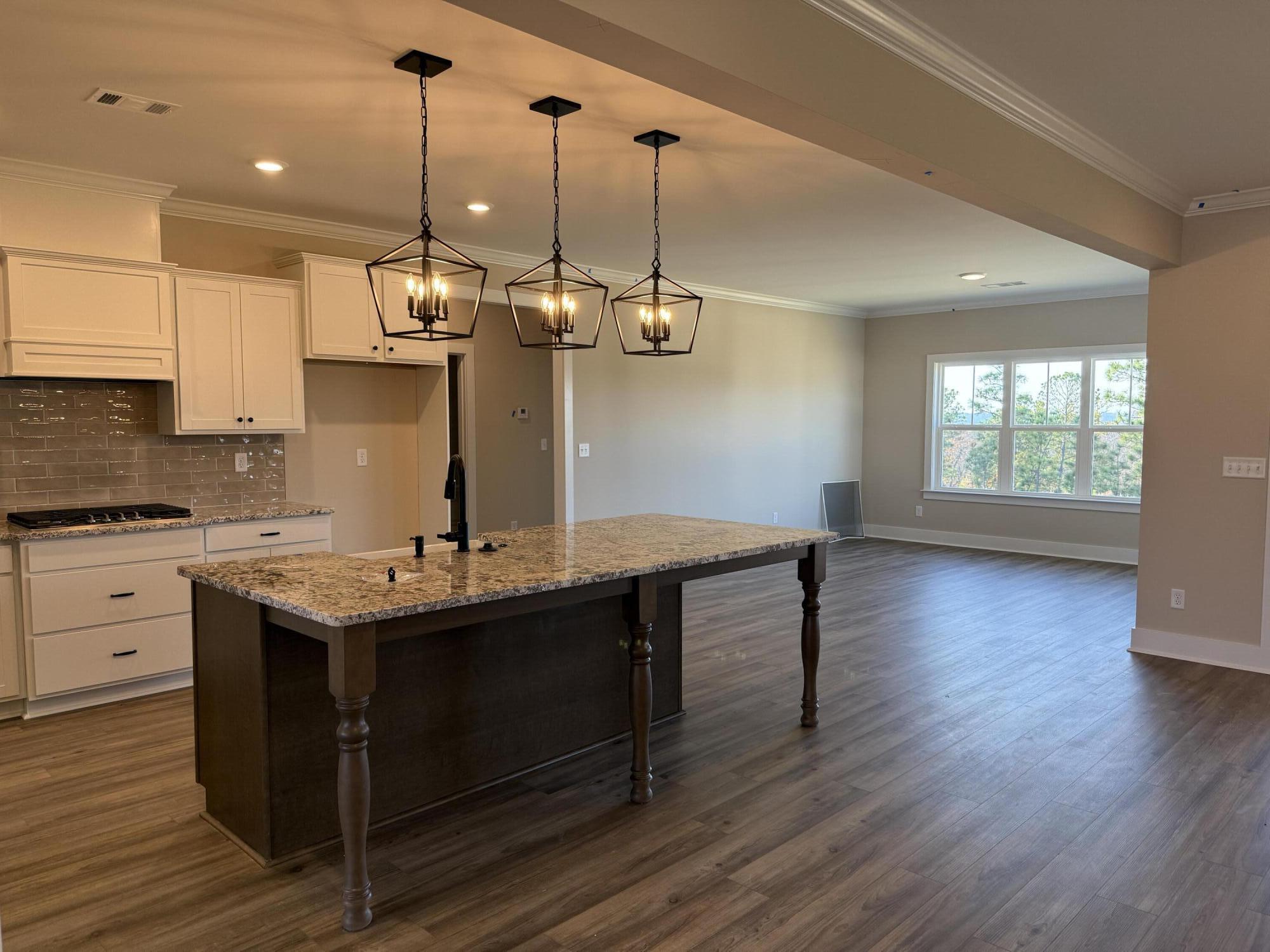 8210 Crossbow Landing