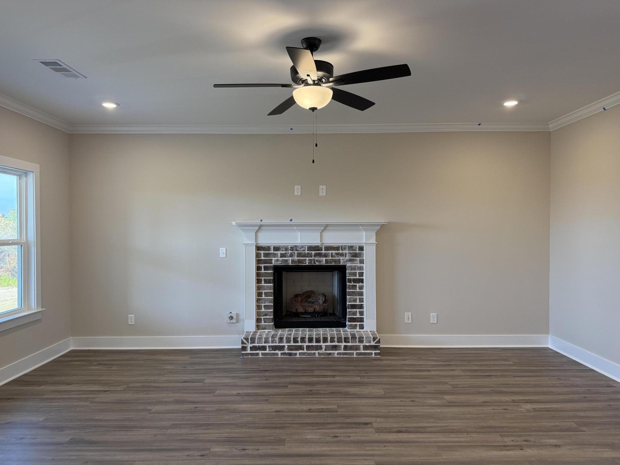 8210 Crossbow Landing