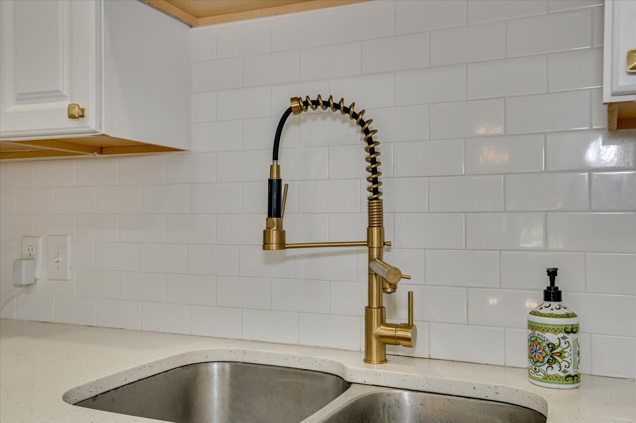 1220 Hickman Road, Augusta