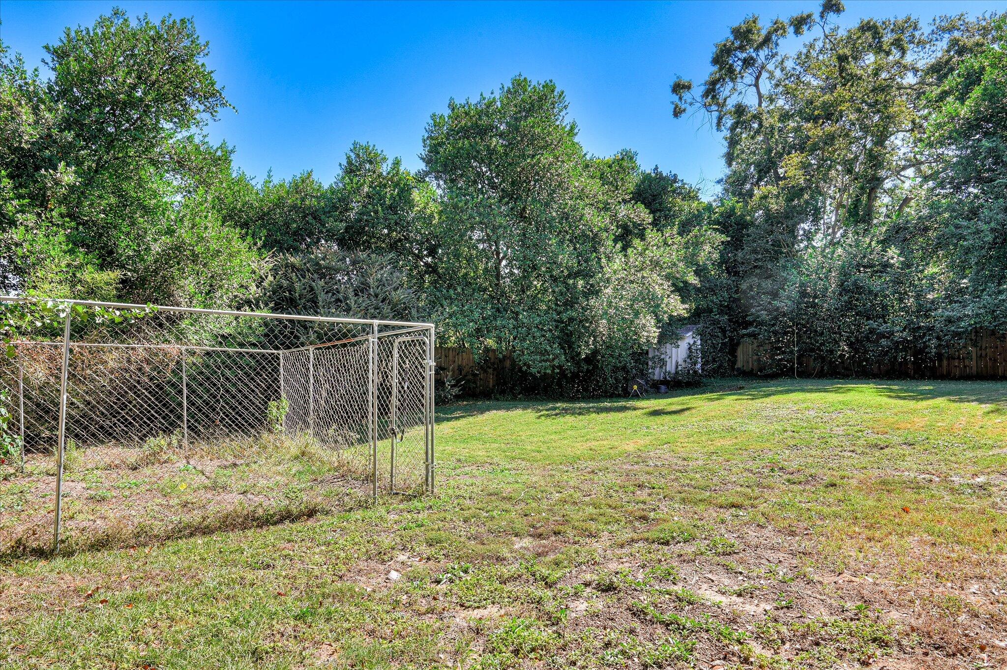 1220 Hickman Road, Augusta