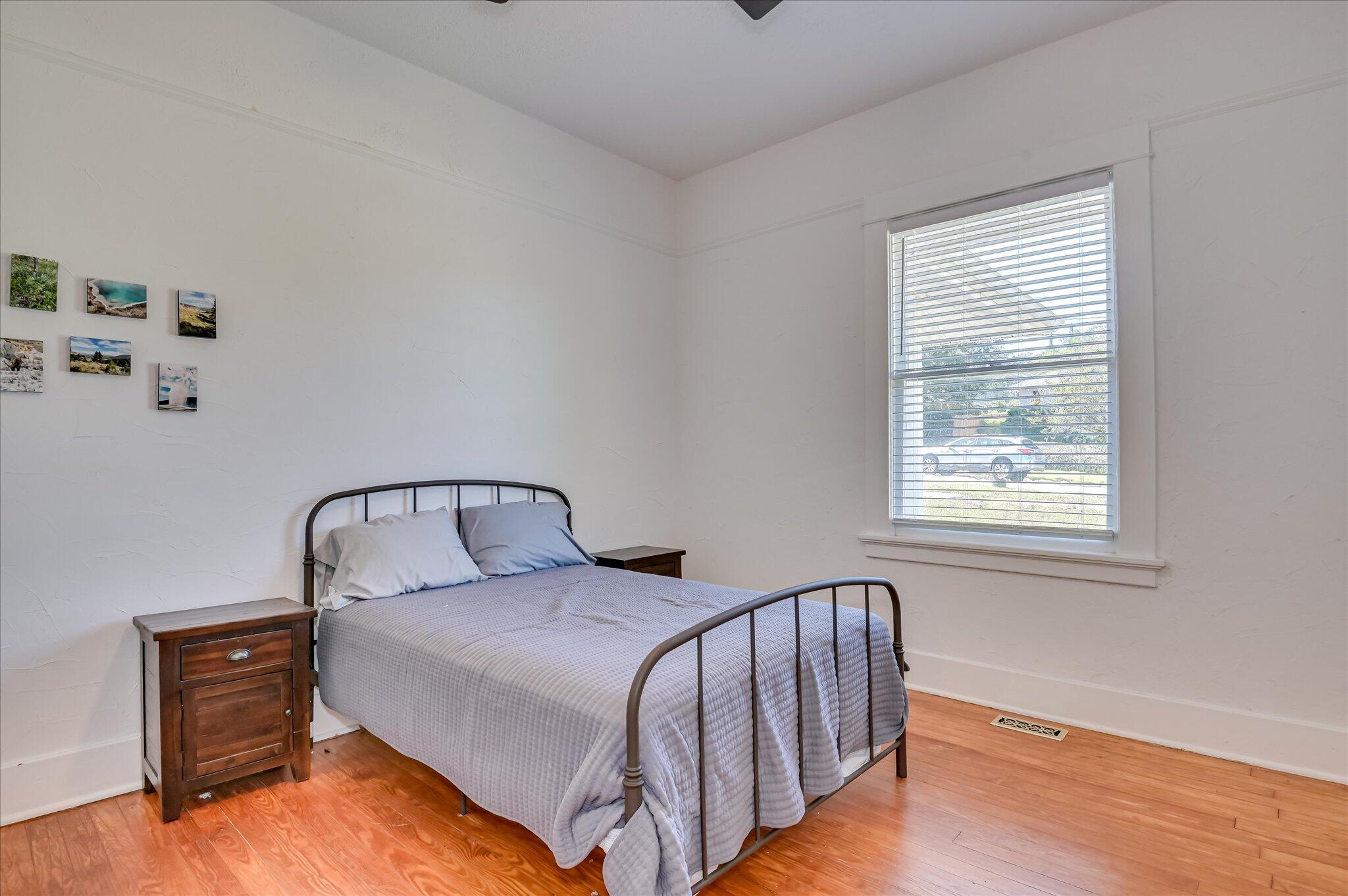 1220 Hickman Road, Augusta