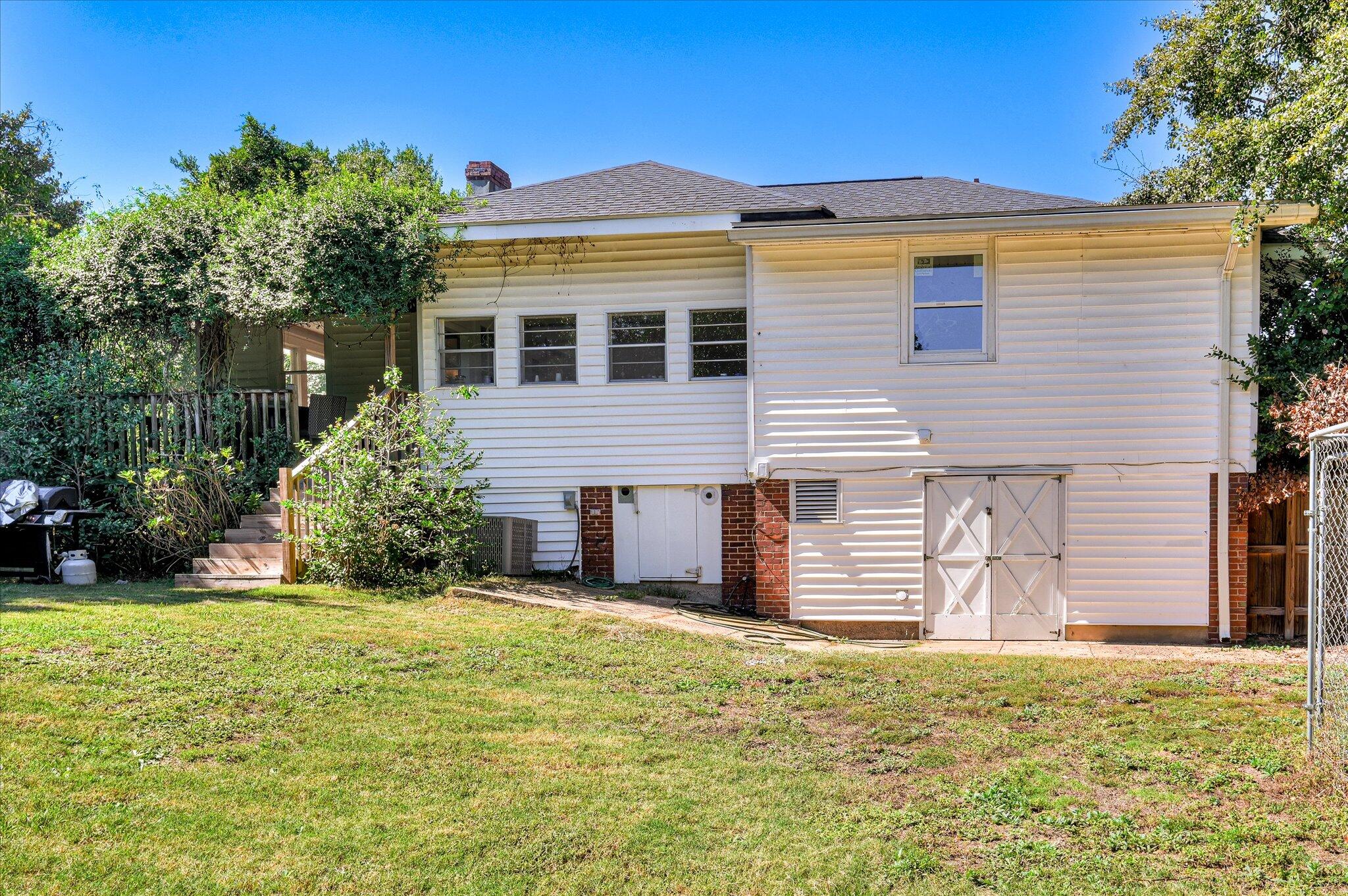 1220 Hickman Road, Augusta