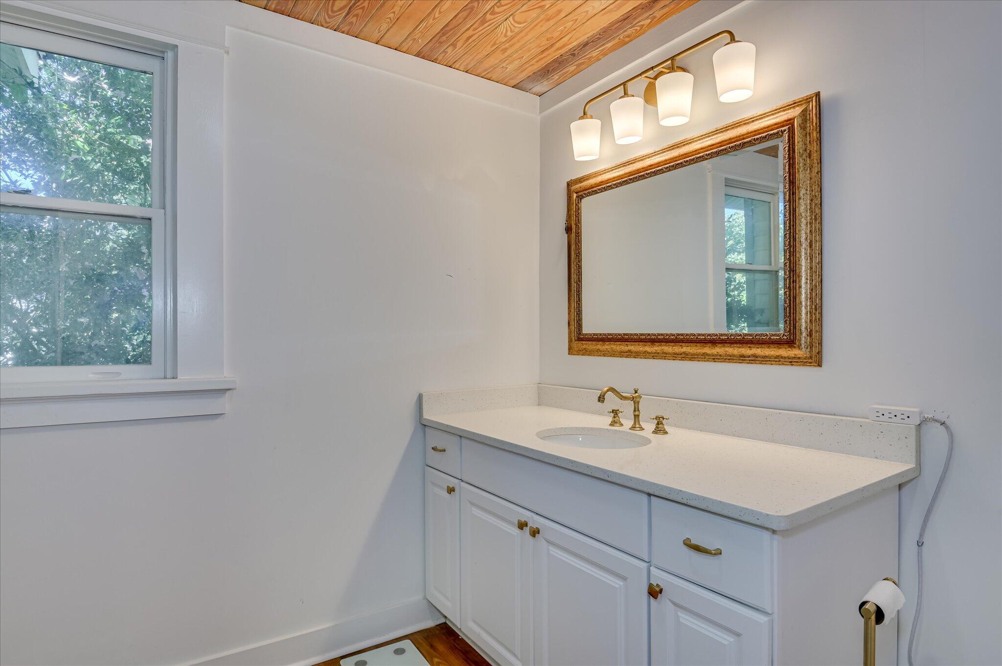 1220 Hickman Road, Augusta