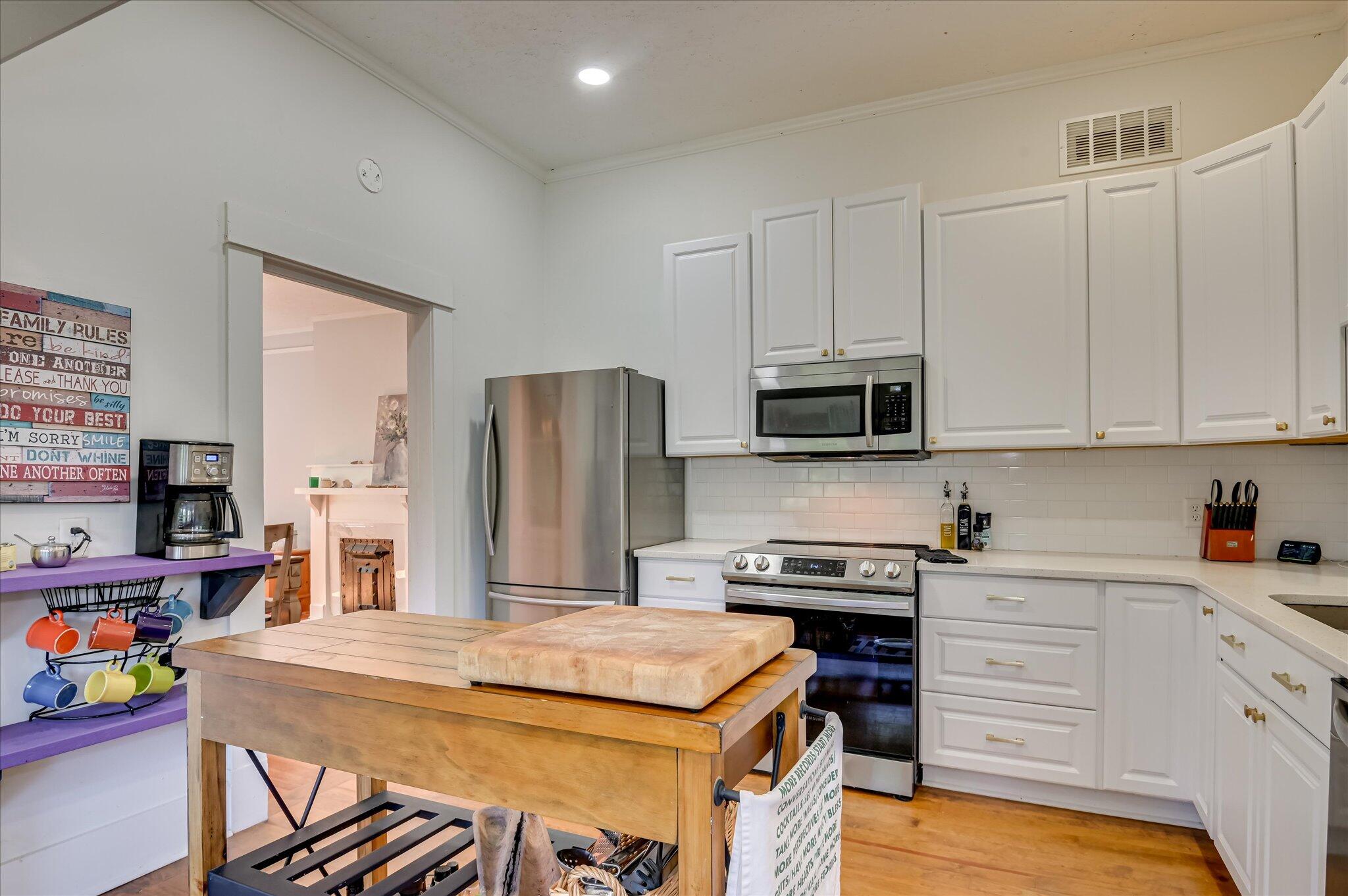 1220 Hickman Road, Augusta