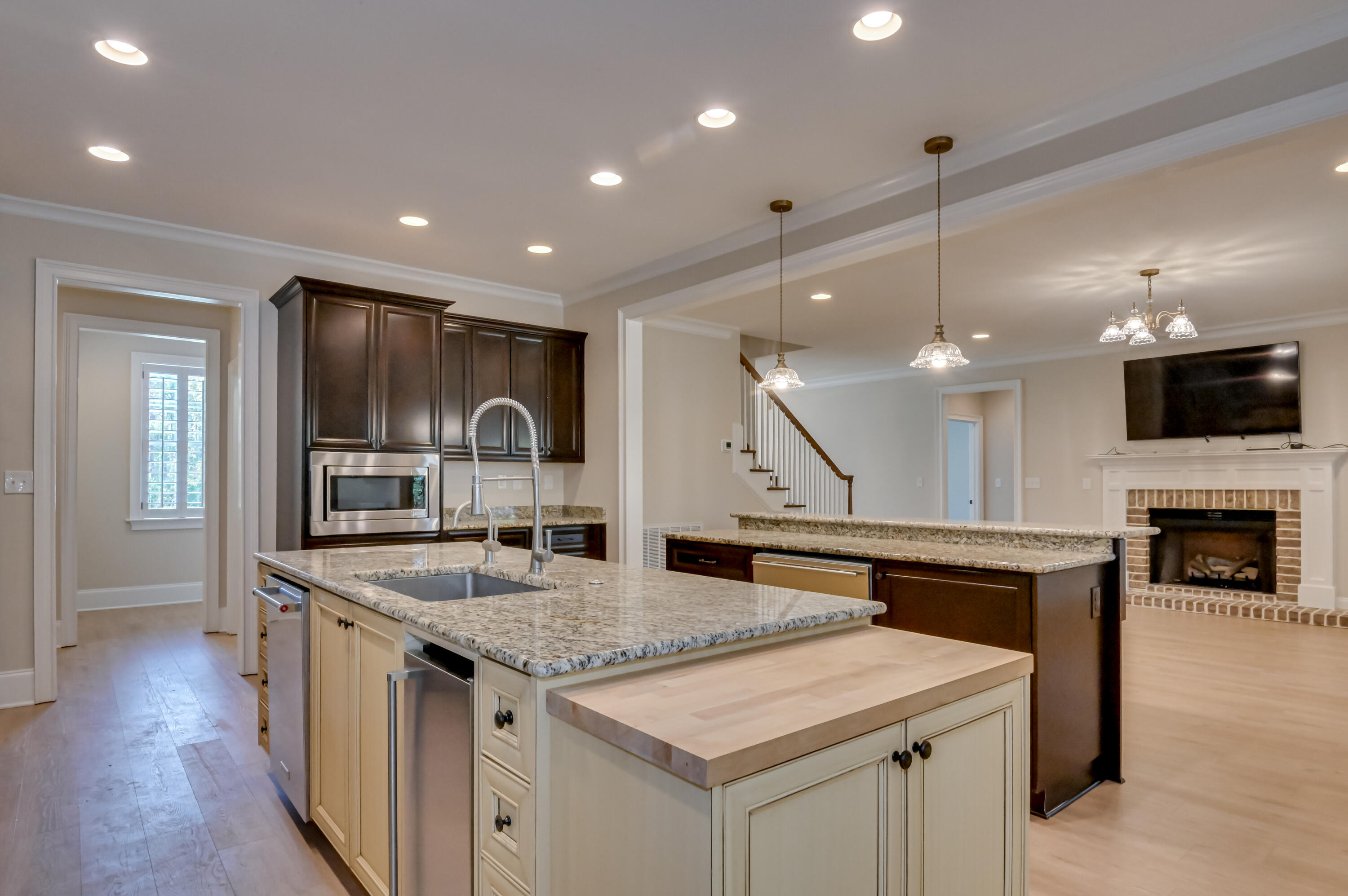 644 Emerald Crossing