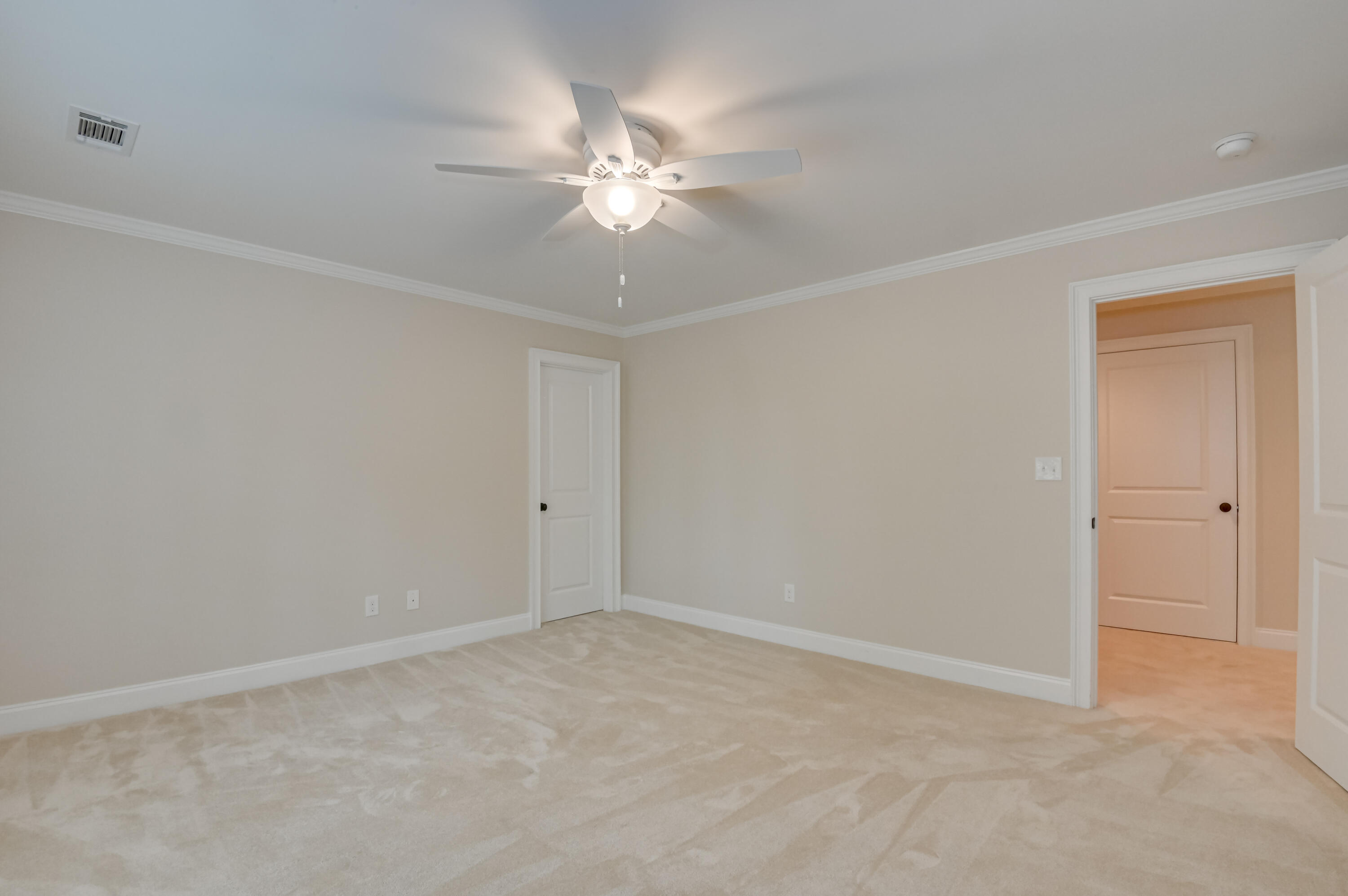 644 Emerald Crossing