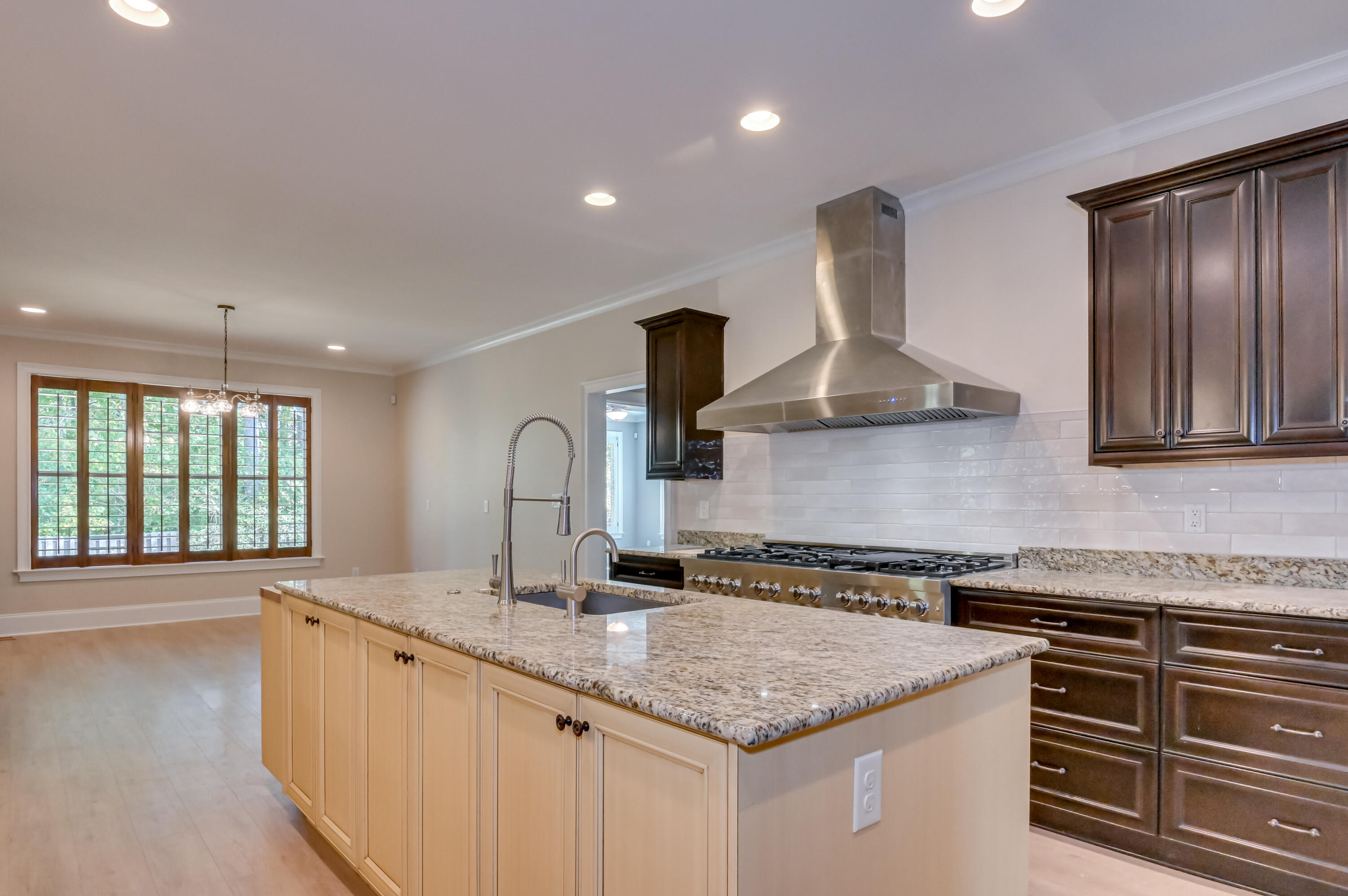 644 Emerald Crossing