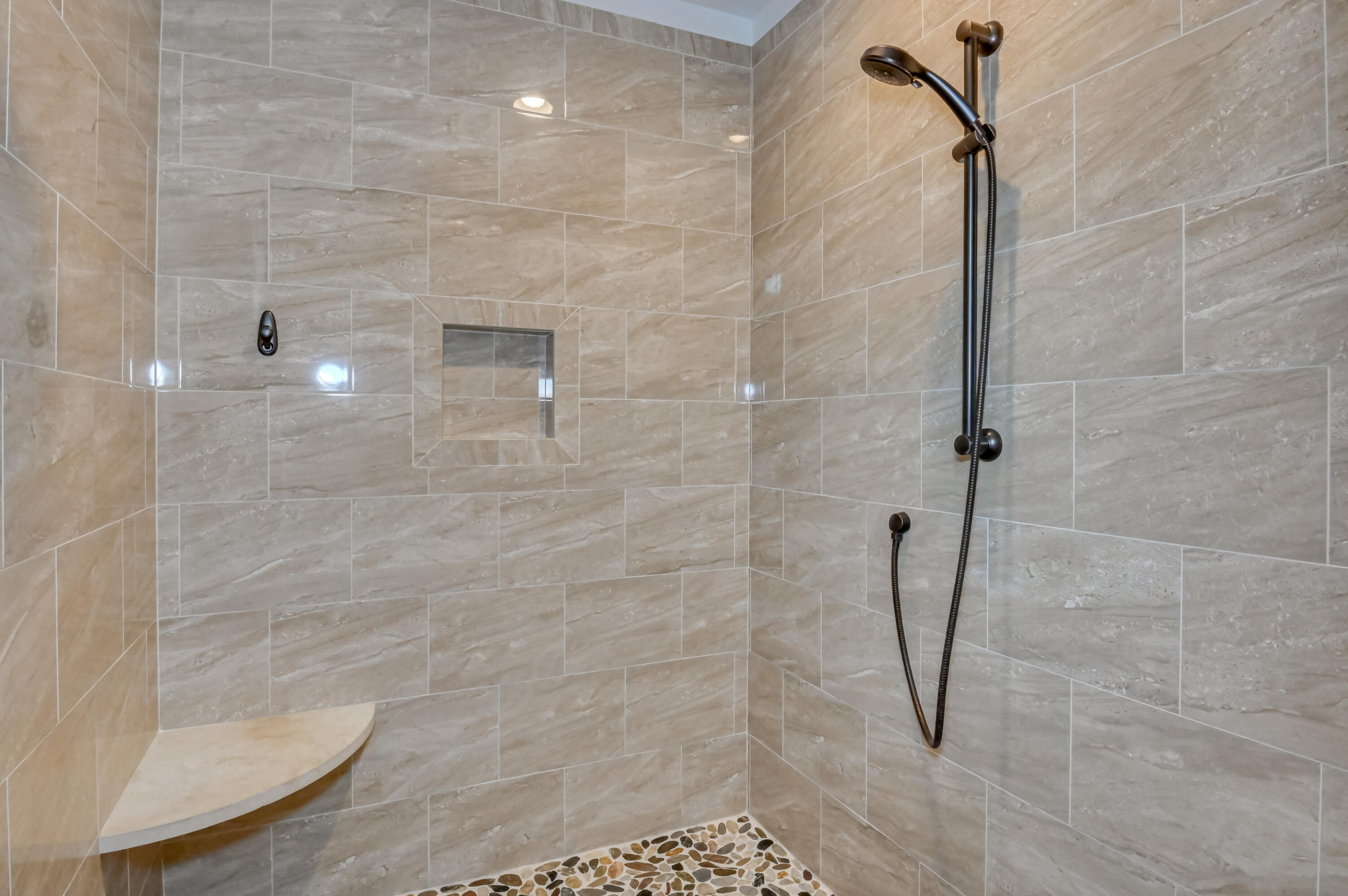 644 Emerald Crossing