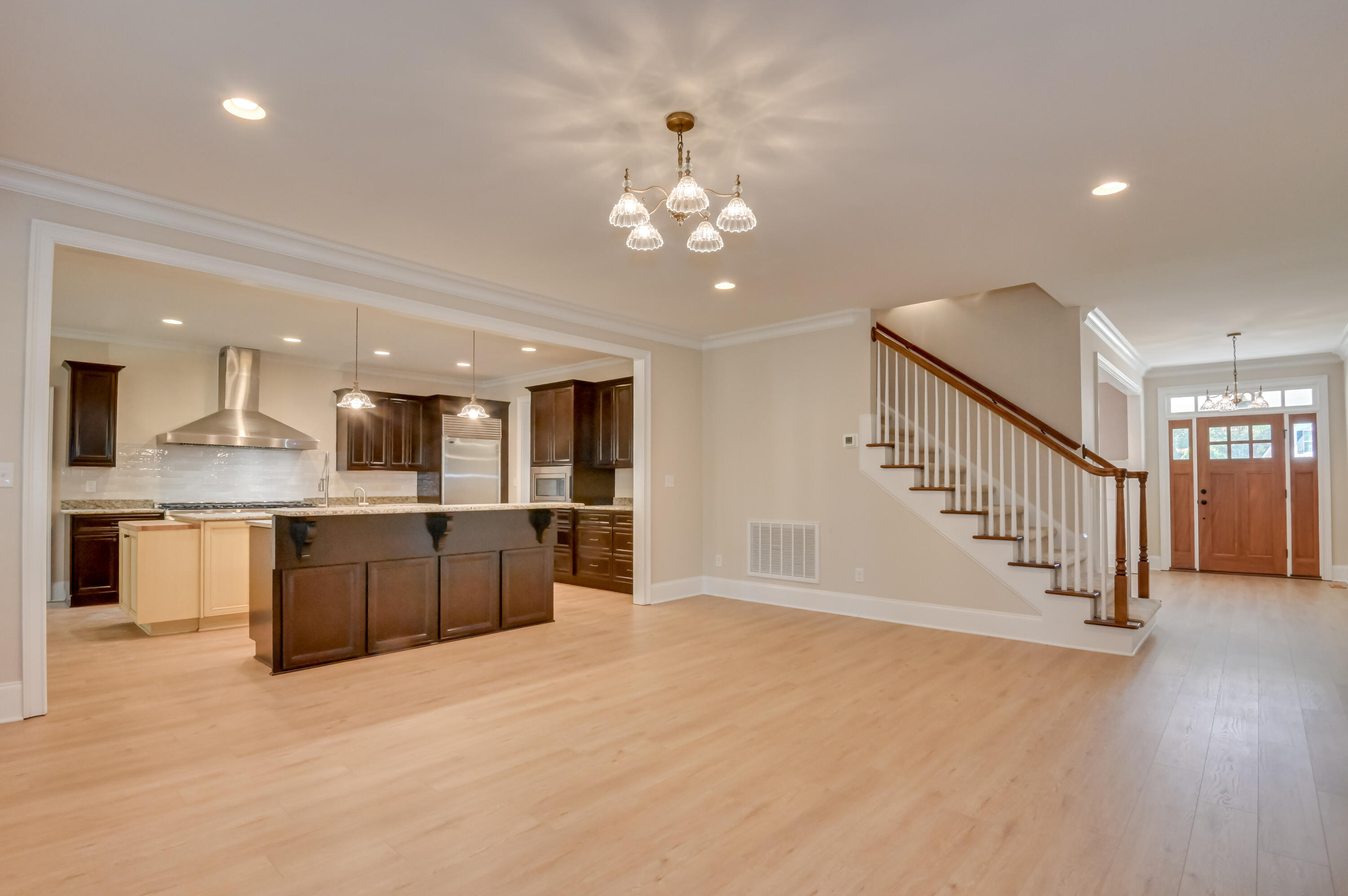 644 Emerald Crossing