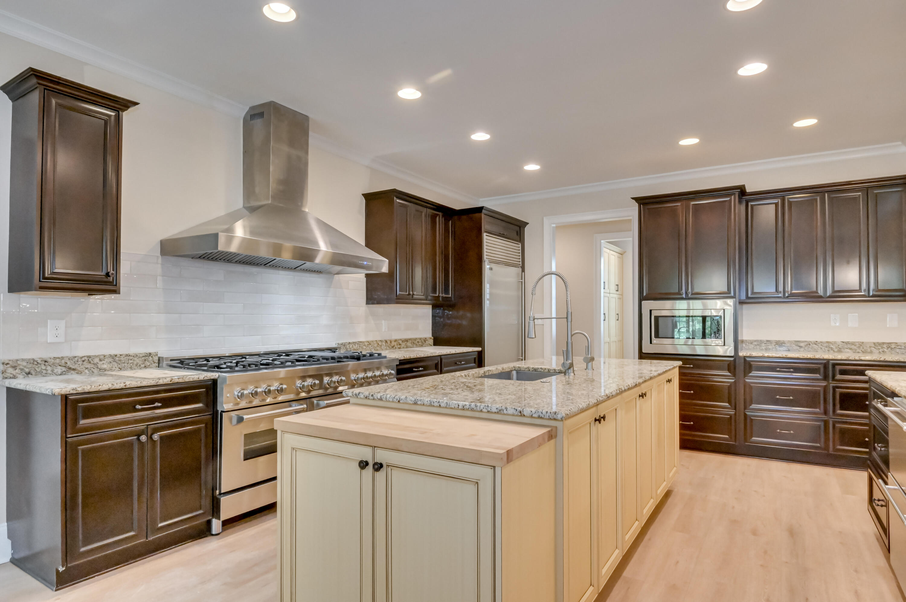 644 Emerald Crossing