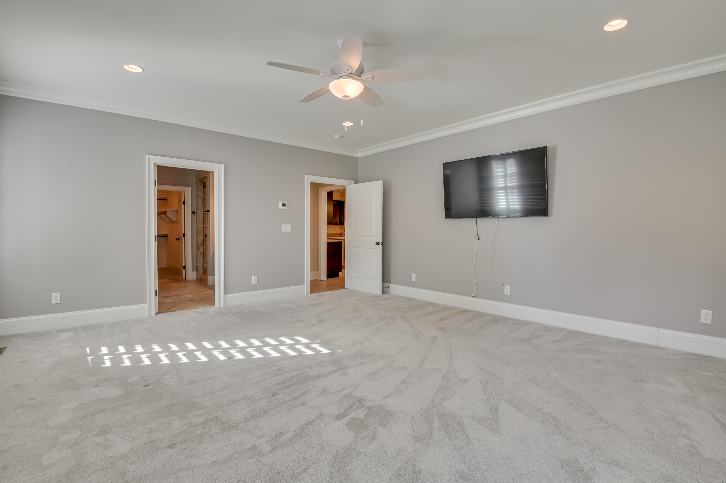 644 Emerald Crossing