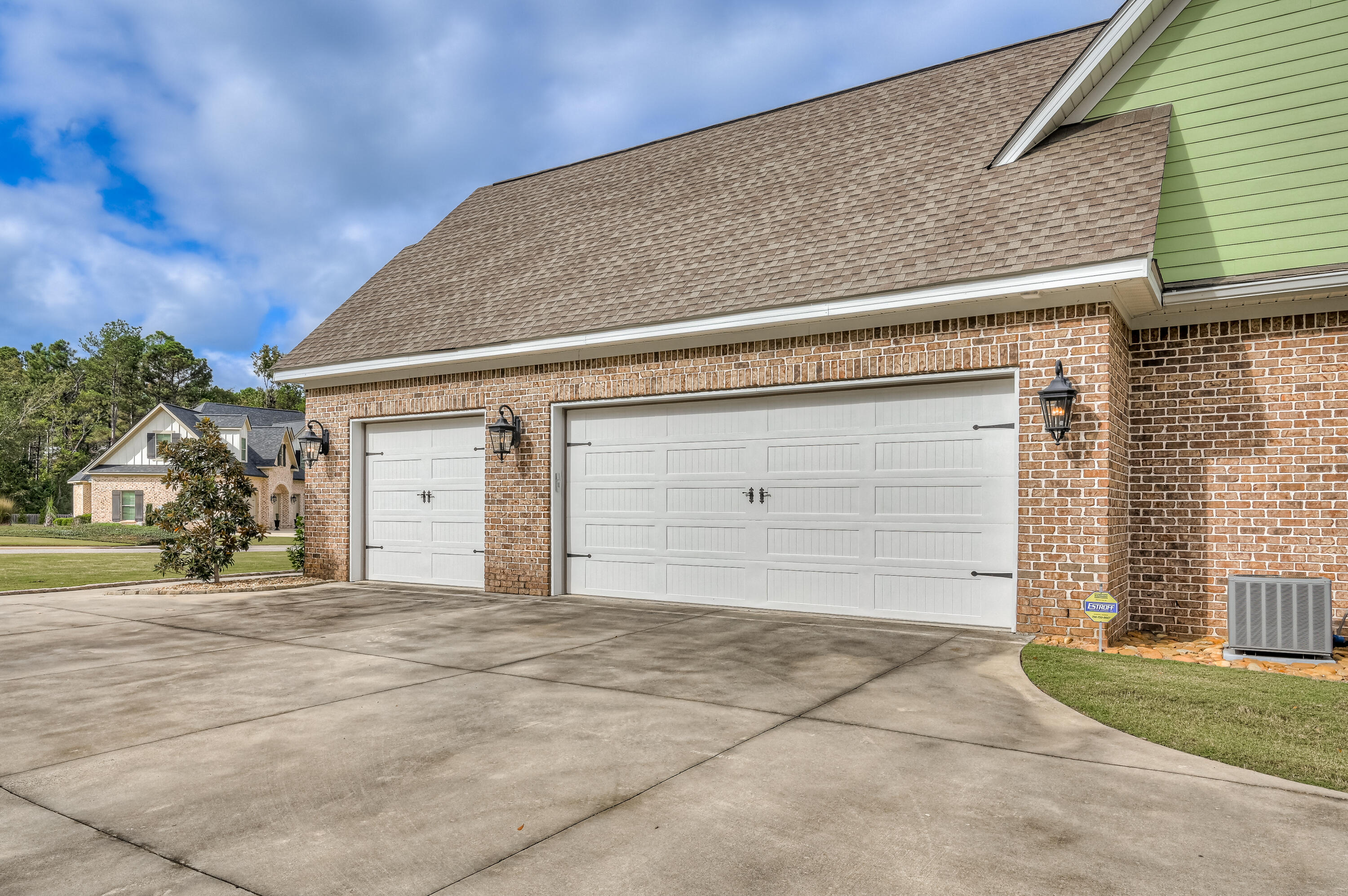 644 Emerald Crossing