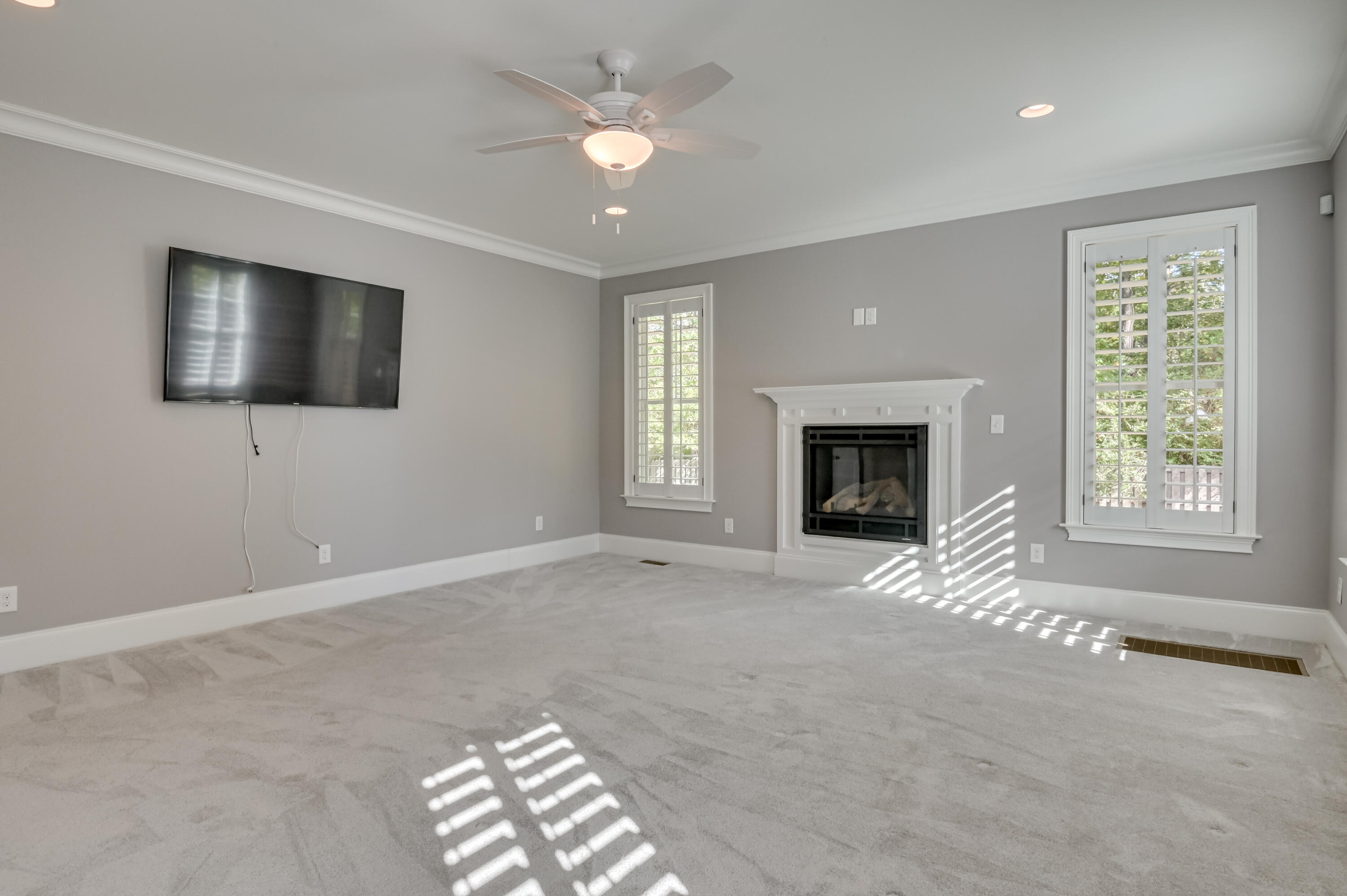 644 Emerald Crossing