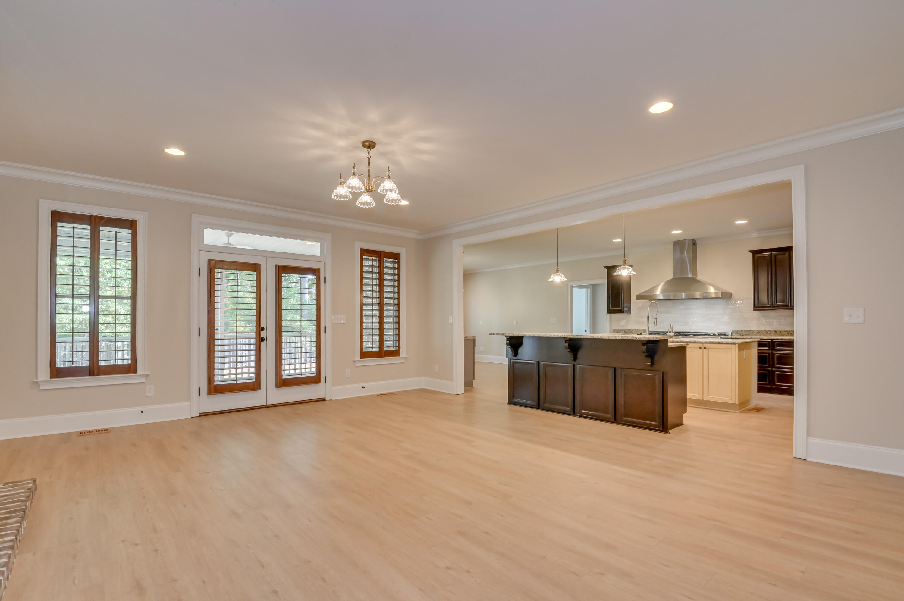 644 Emerald Crossing