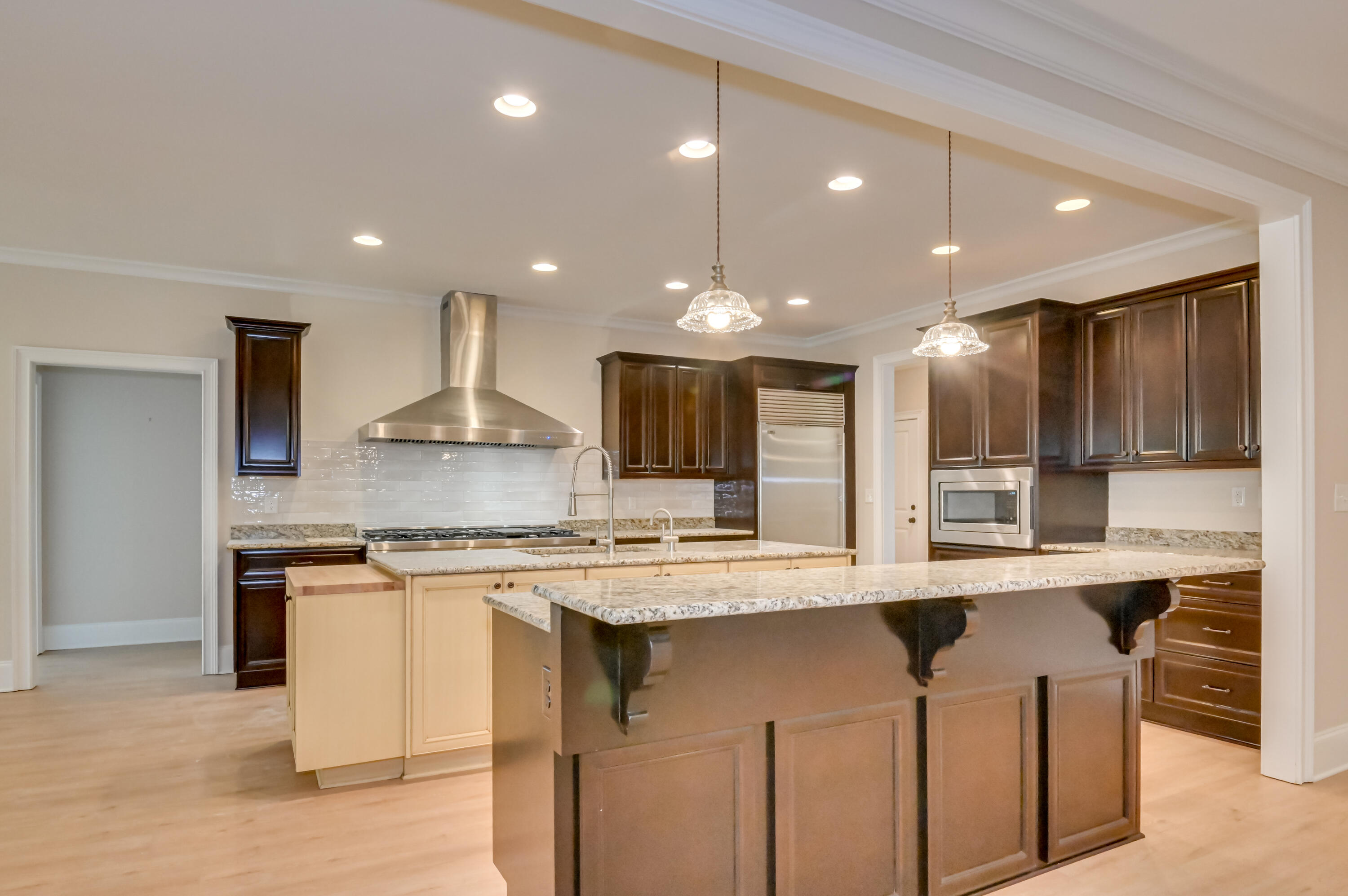 644 Emerald Crossing