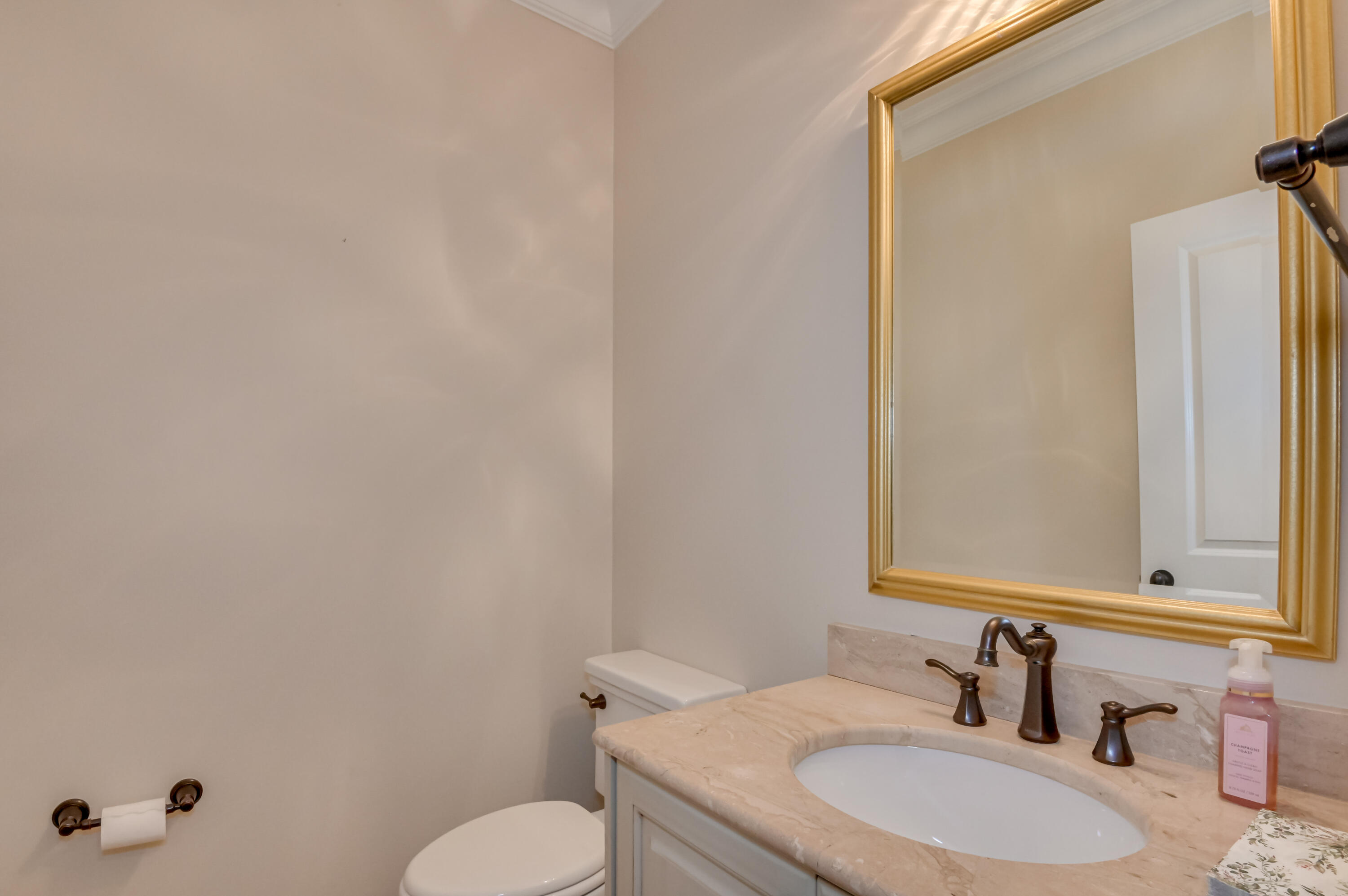 644 Emerald Crossing