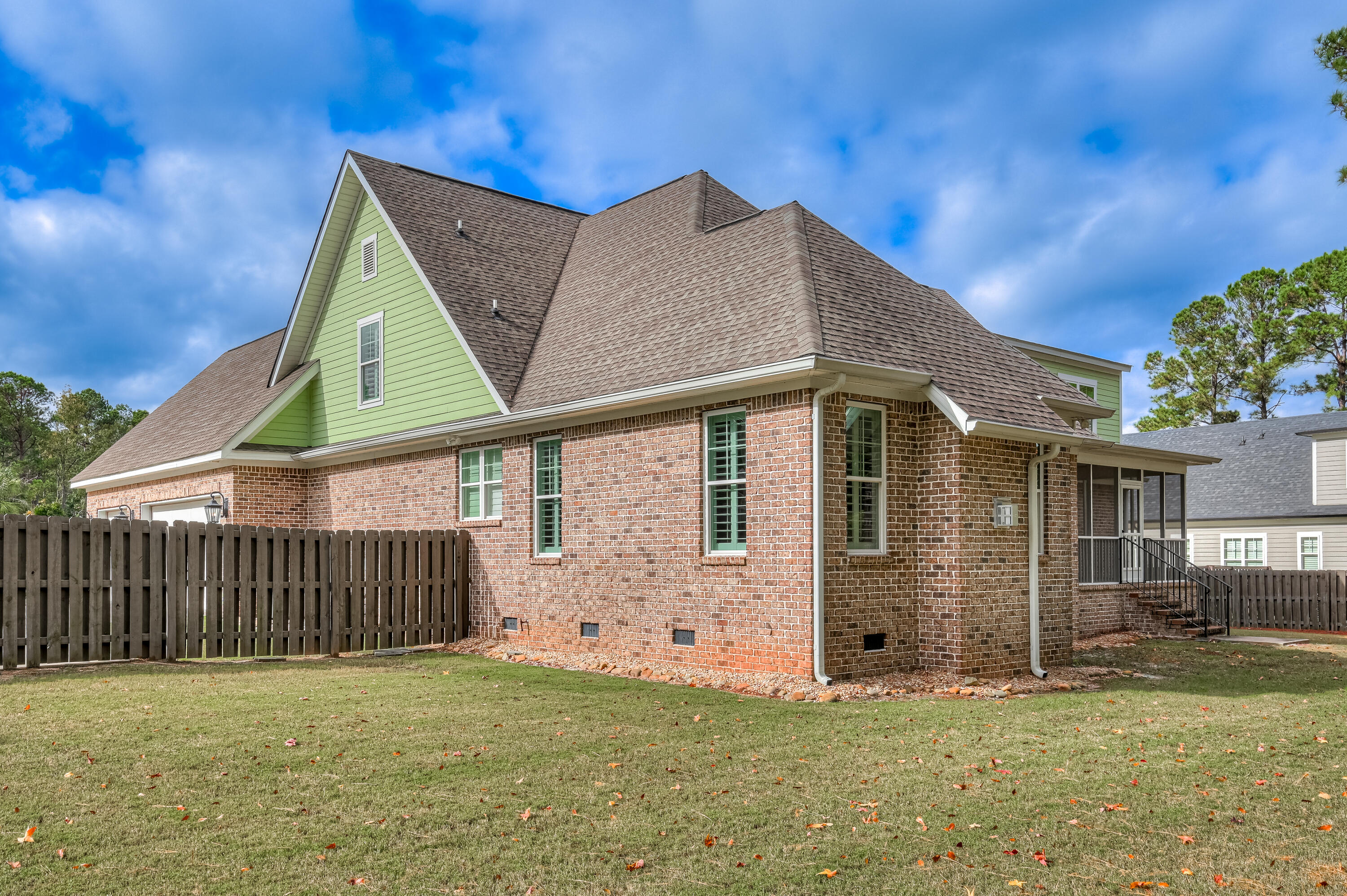 644 Emerald Crossing