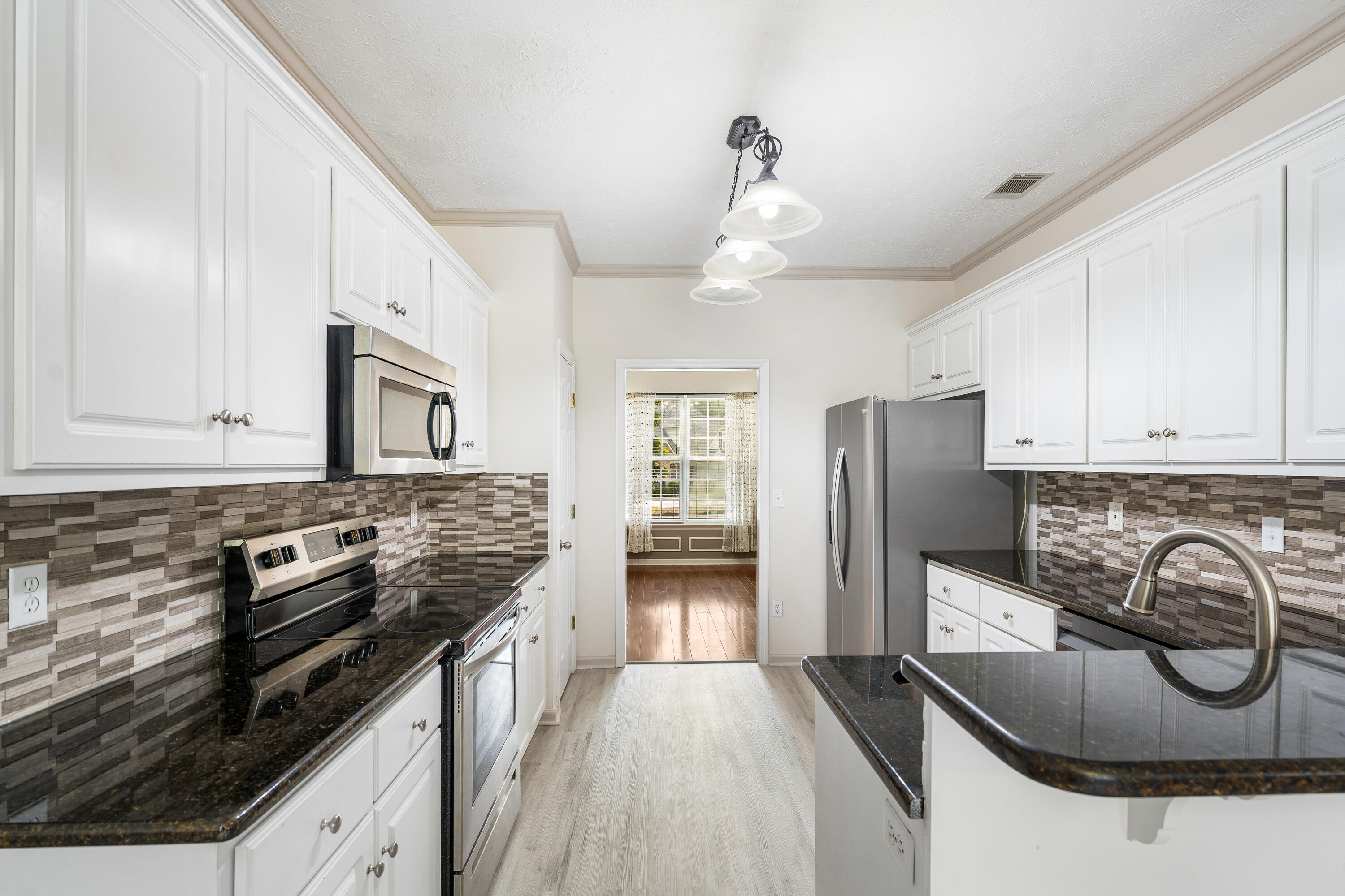 4704 Park Ridge Court