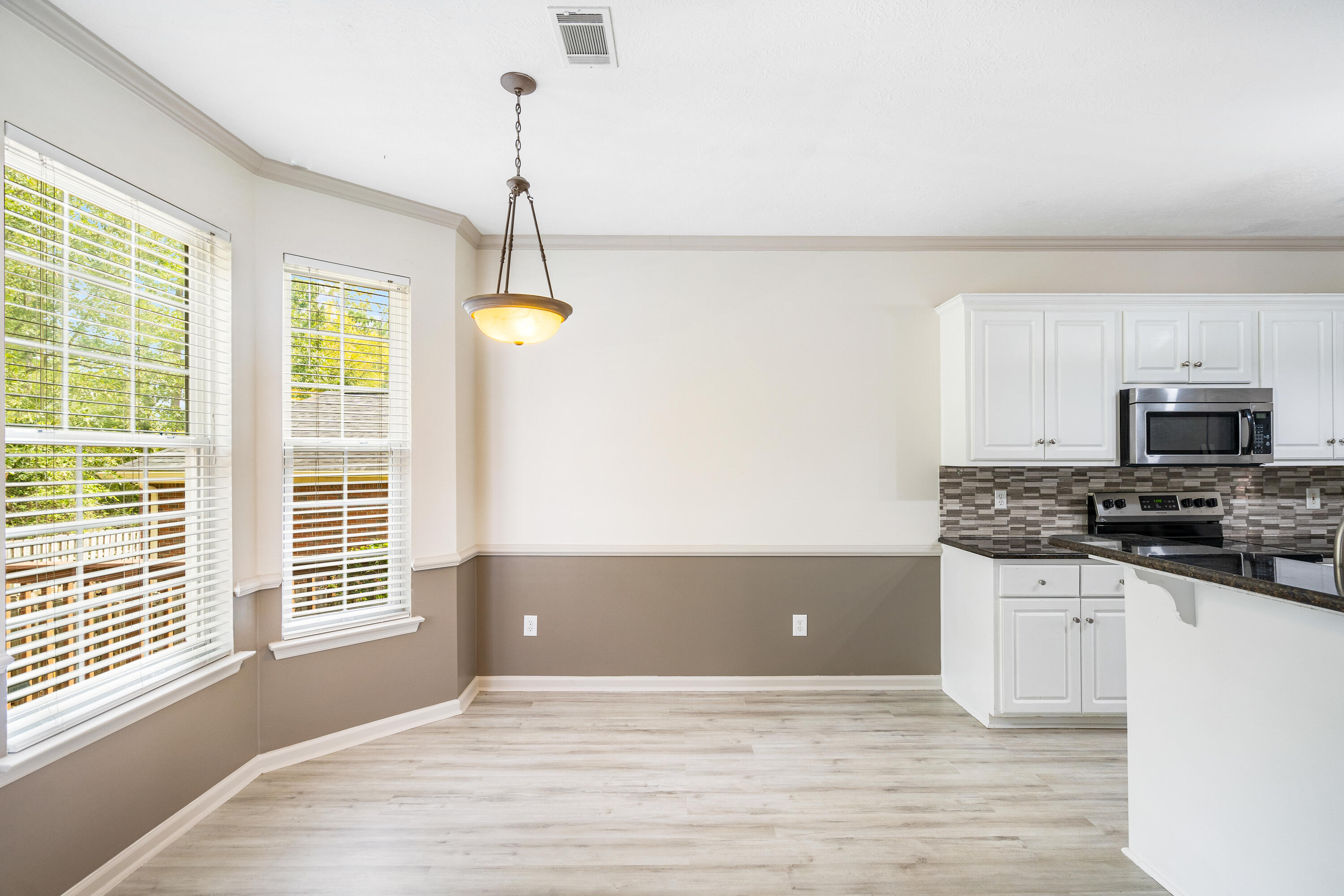 4704 Park Ridge Court