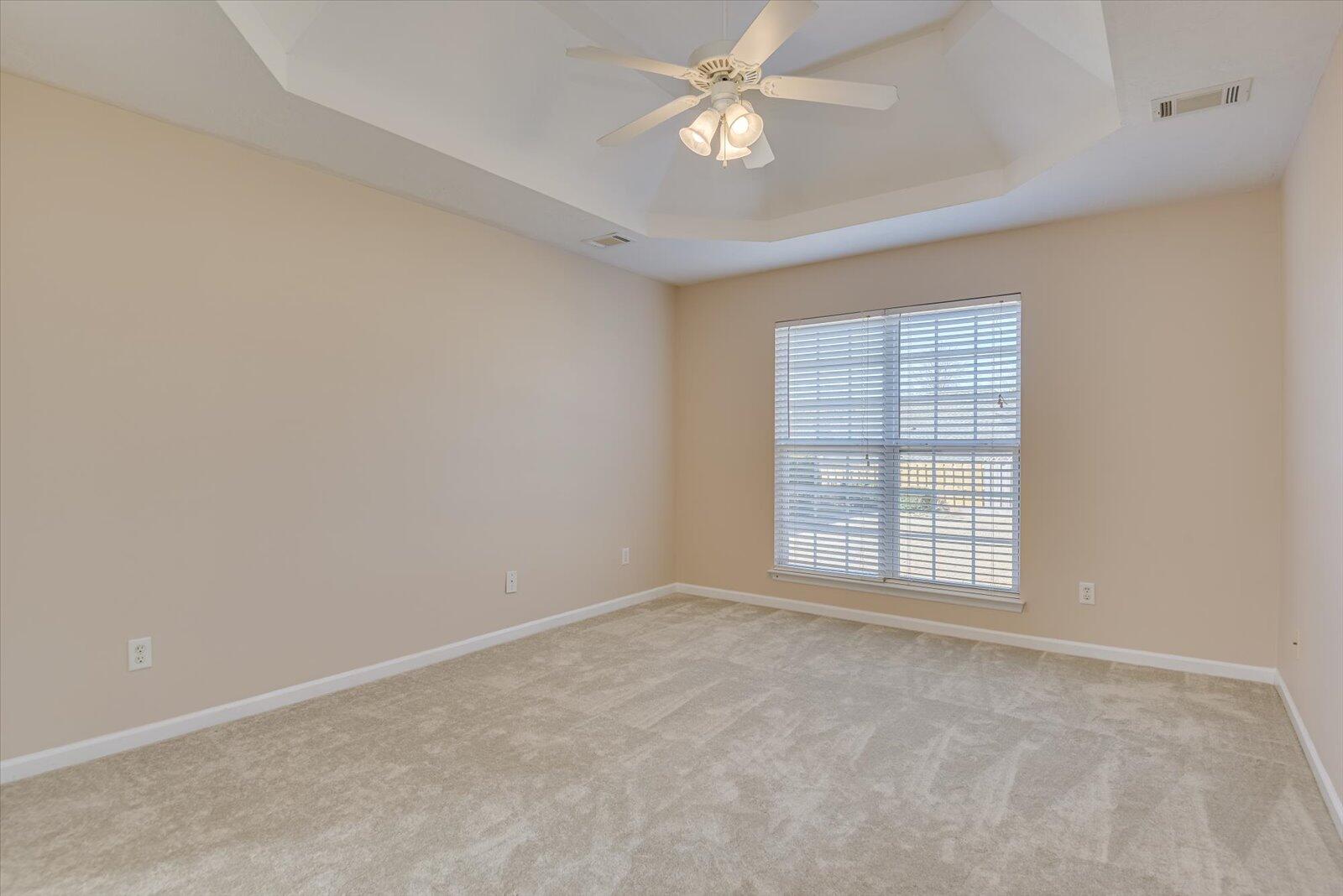 957 Sedgefield Circle