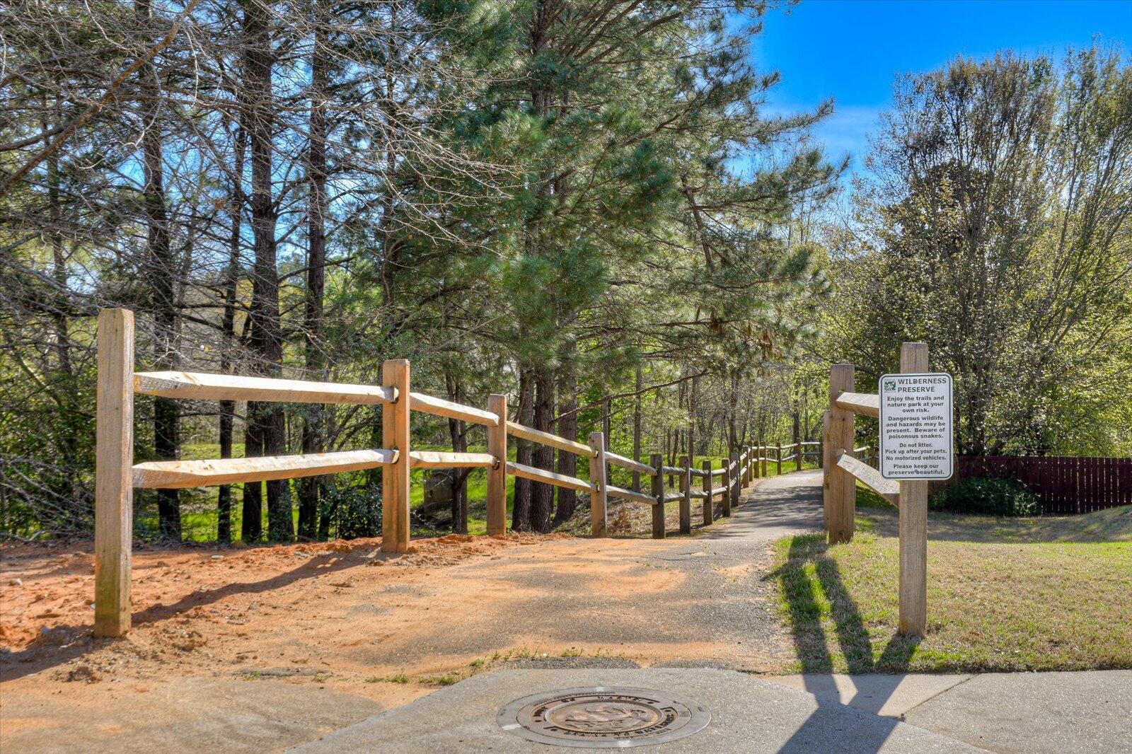 957 Sedgefield Circle