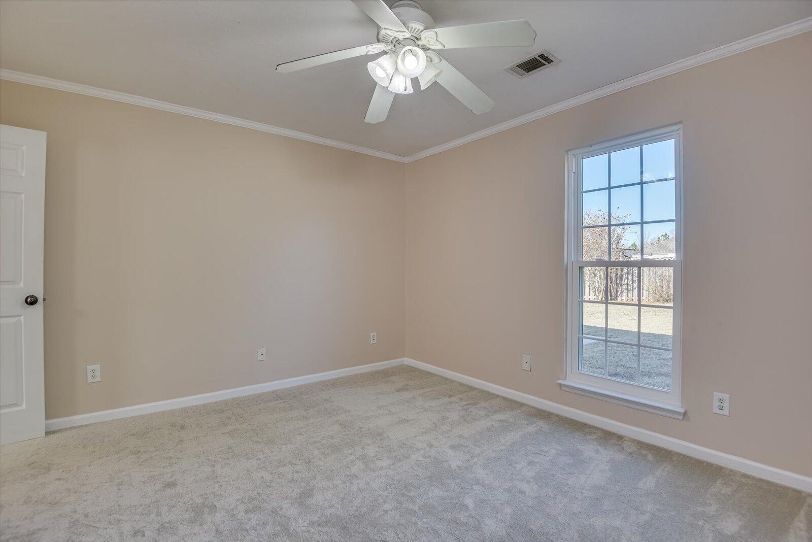 957 Sedgefield Circle