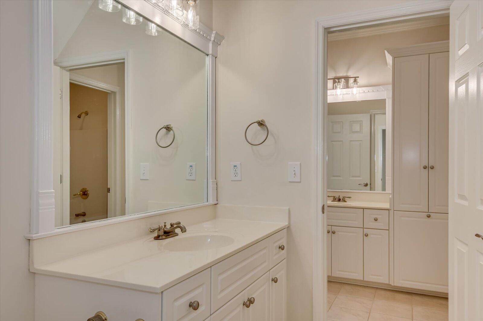 511 Pineview Court