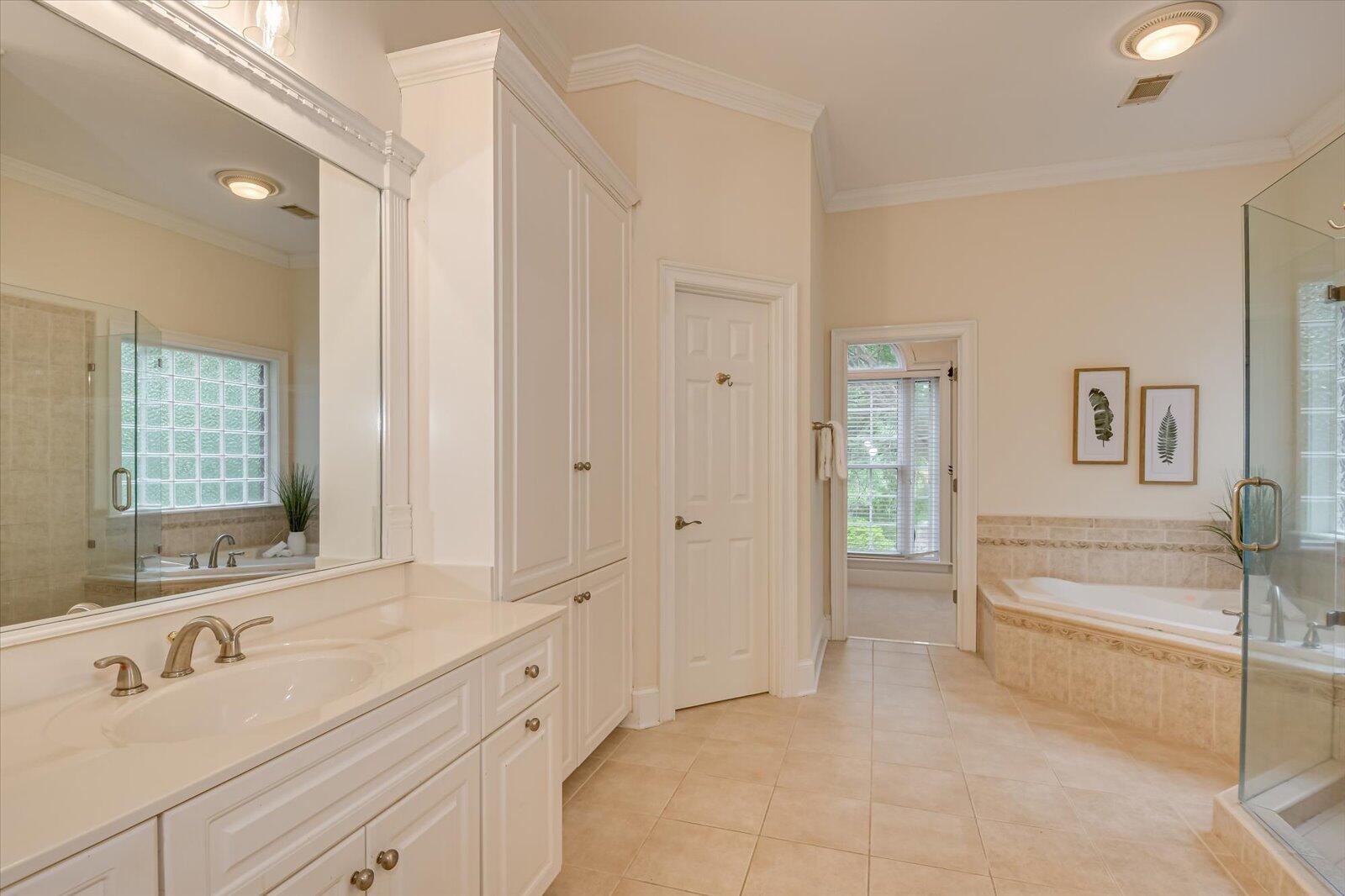 511 Pineview Court