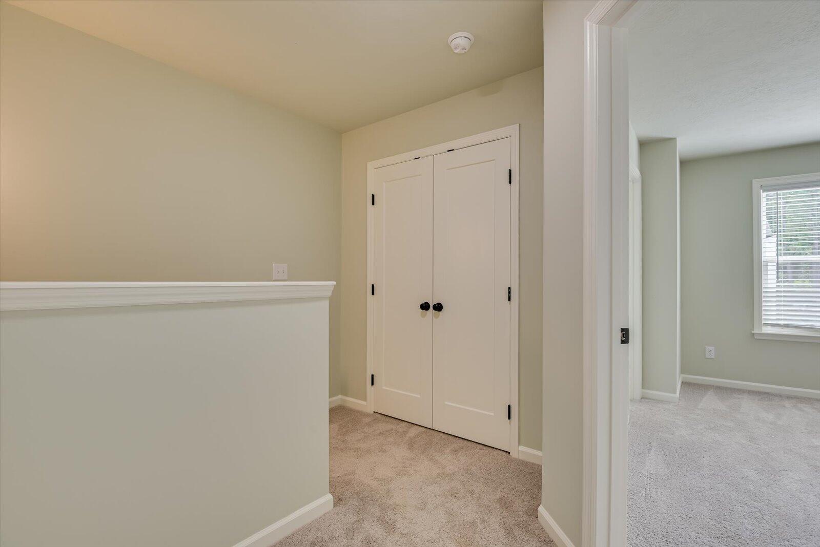 827 Felix Way