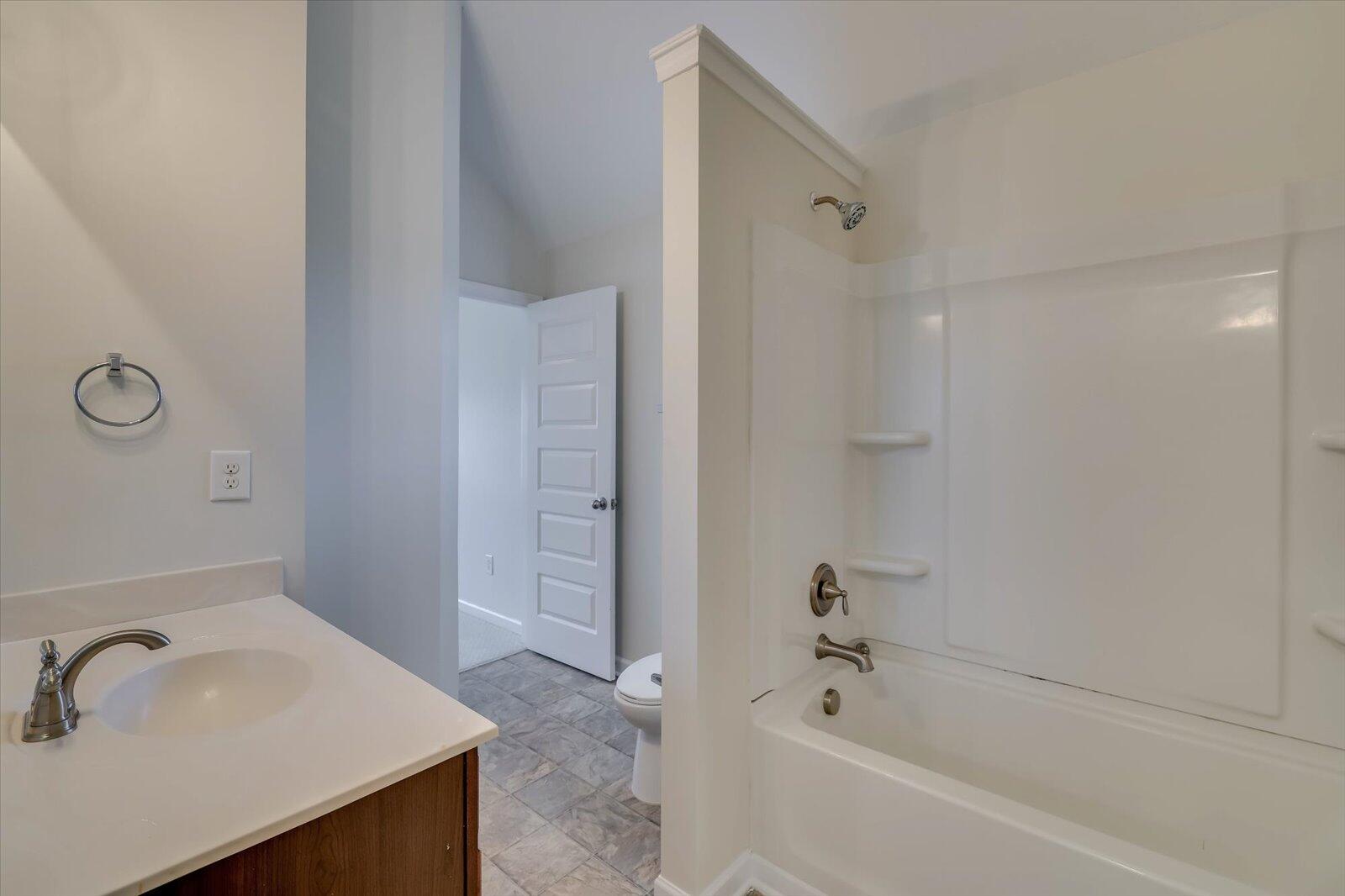 5118 Devon Lane