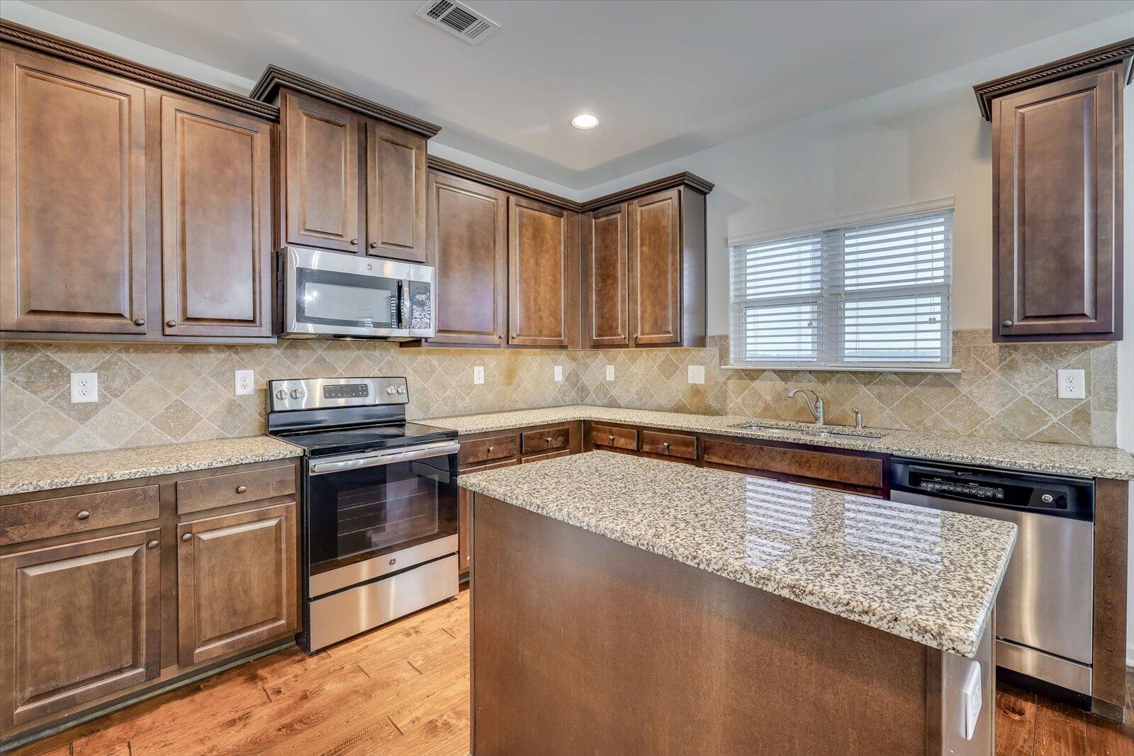 5118 Devon Lane