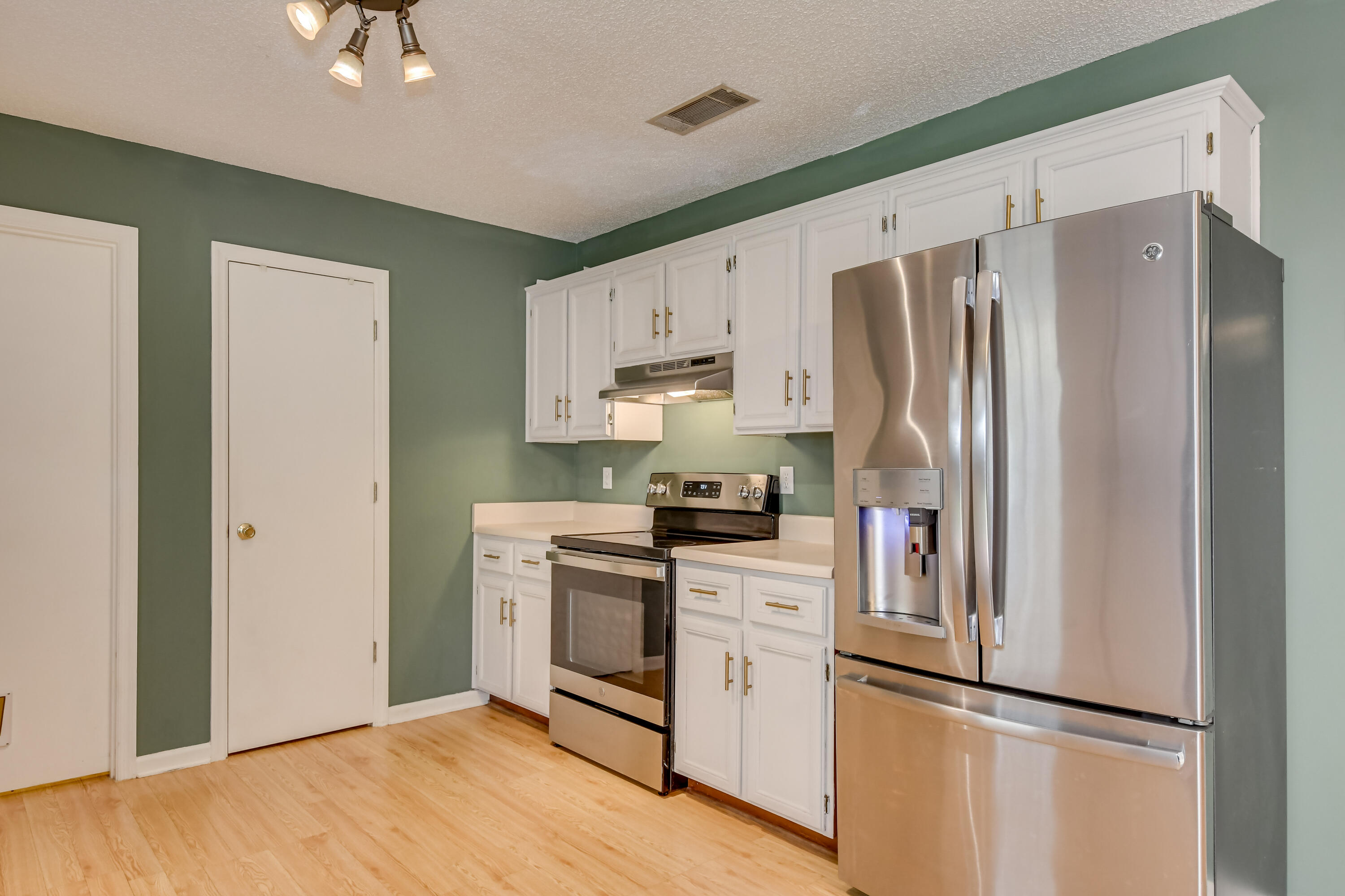 501 Elmwood Court